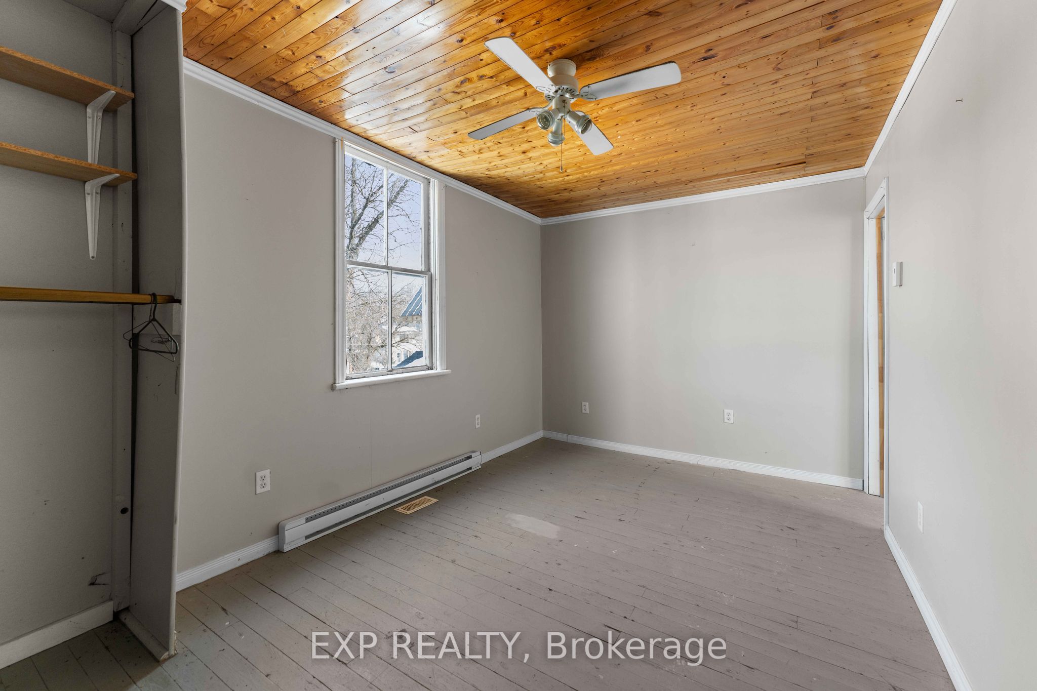 4 King Street Property Photo 21