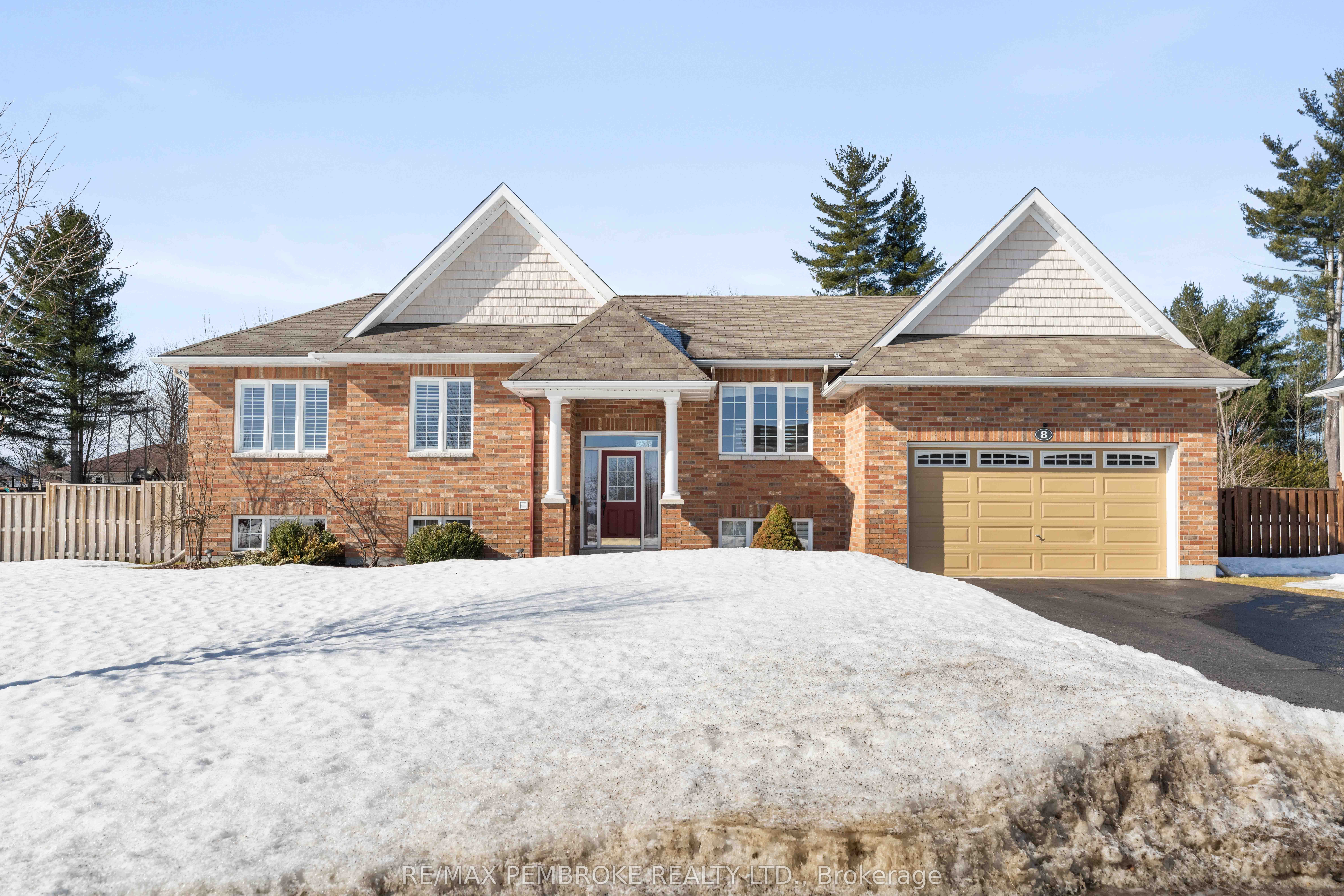 8 Bedard Boulevard Property Photo