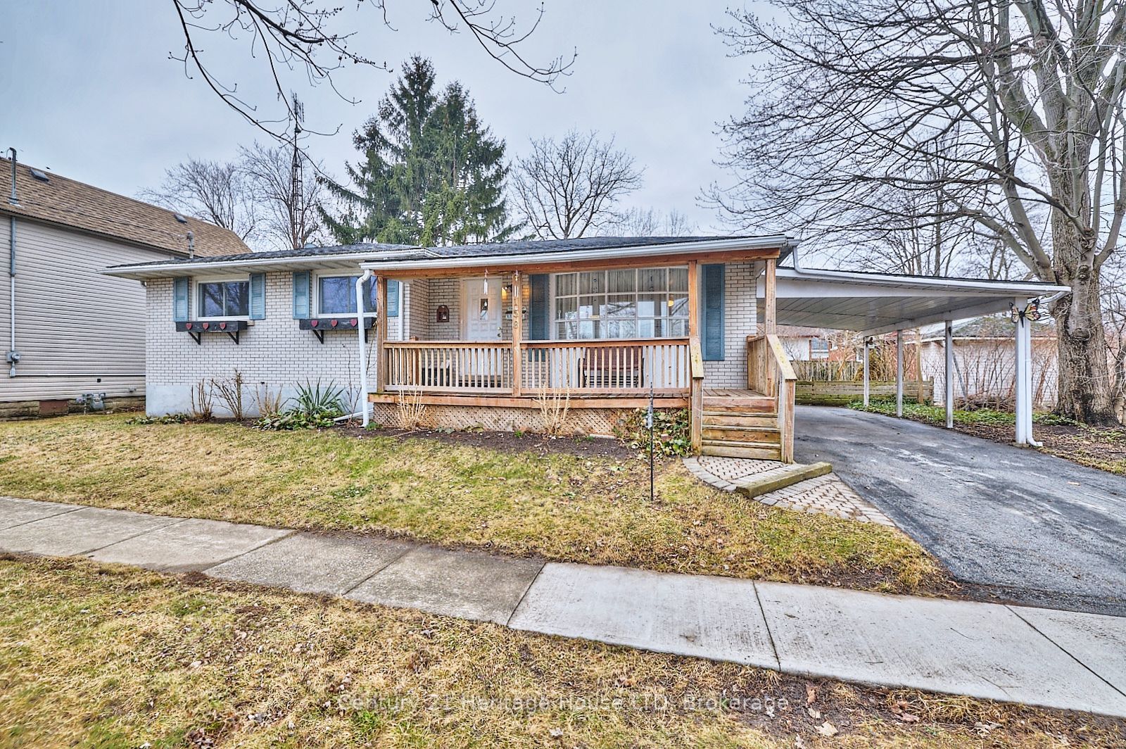 158 Stanton Street Property Photo 1