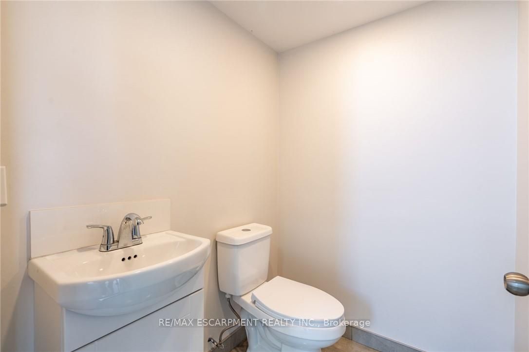 267 Beach Road Property Photo 6