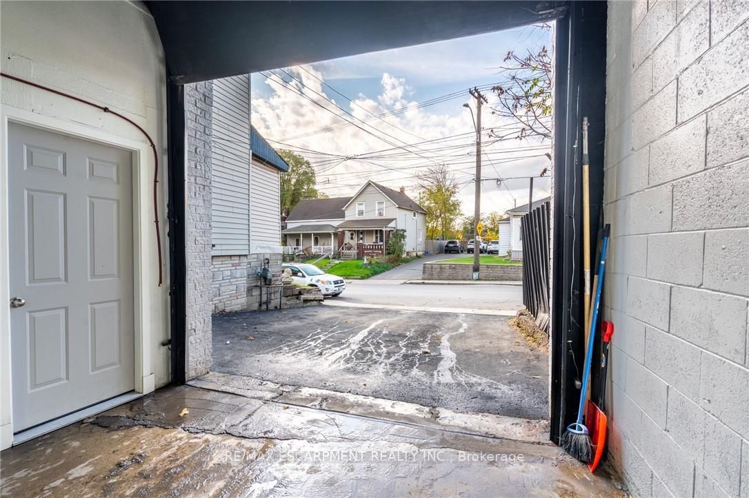 267 Beach Road Property Photo 14