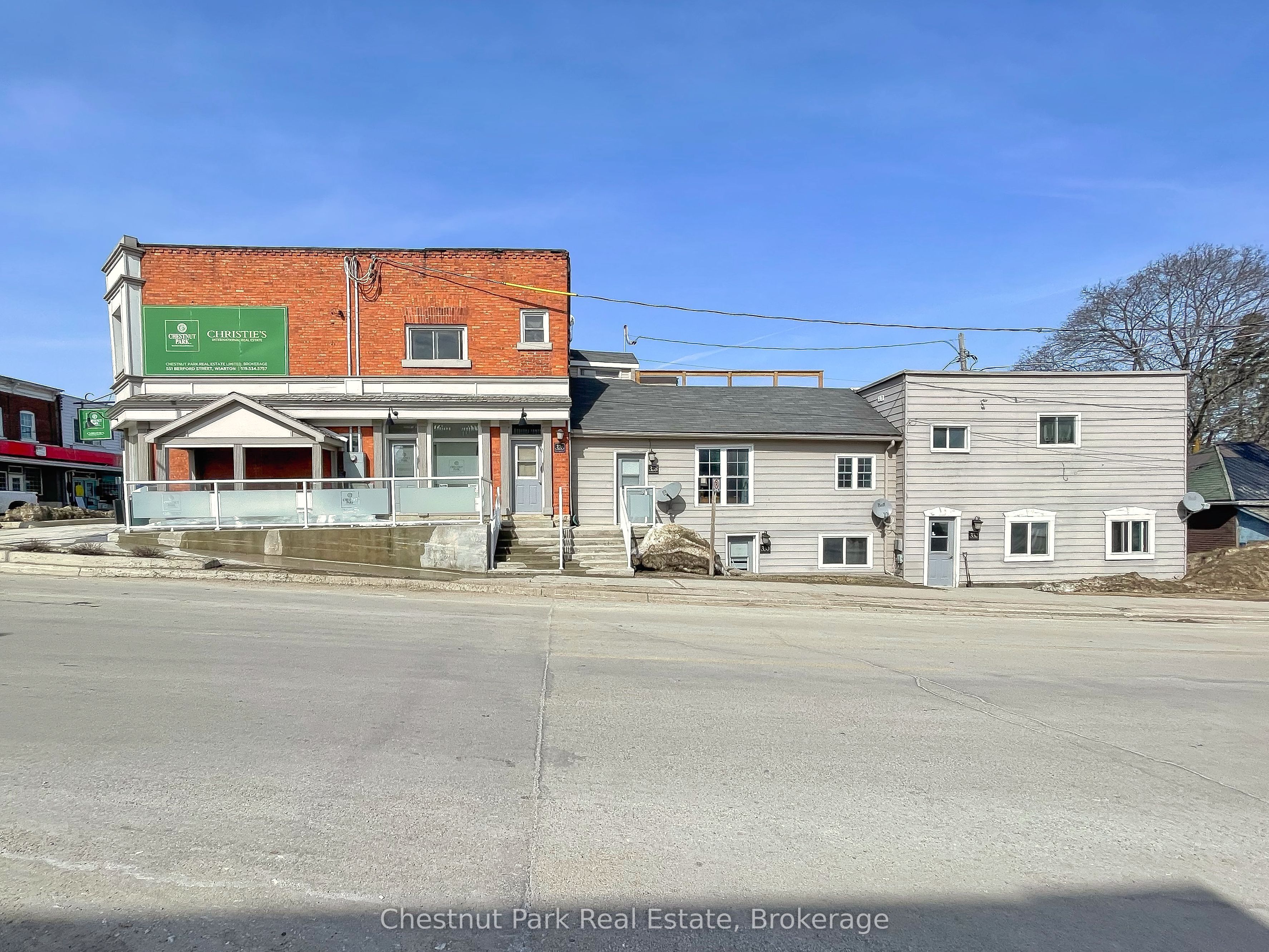 551 Berford Street Property Photo 2