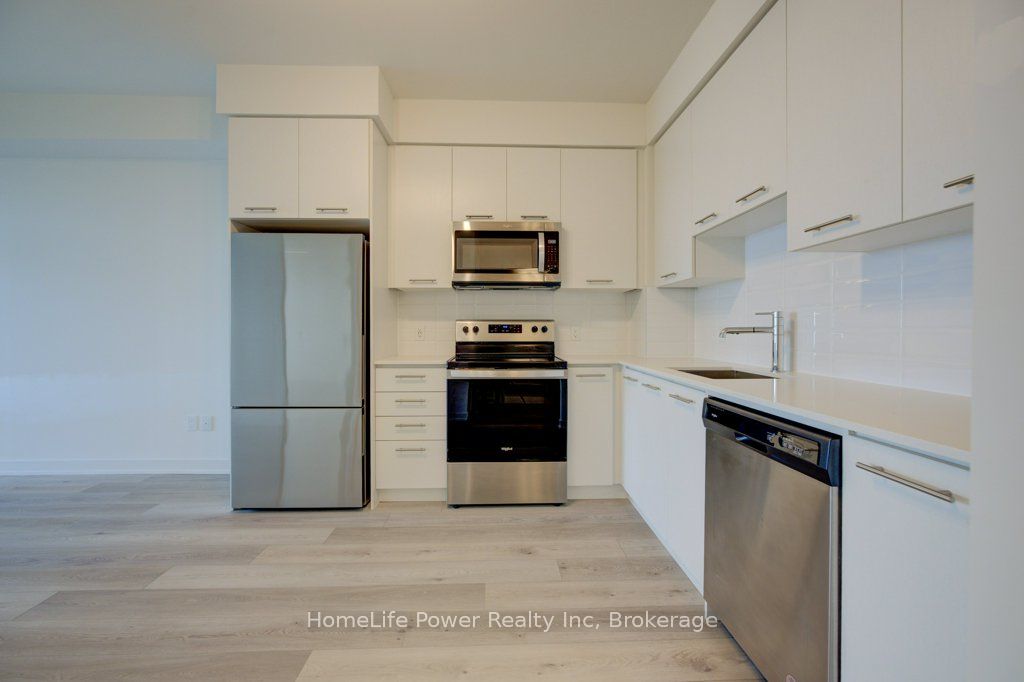 385 Winston Road 806 Property Photo 6