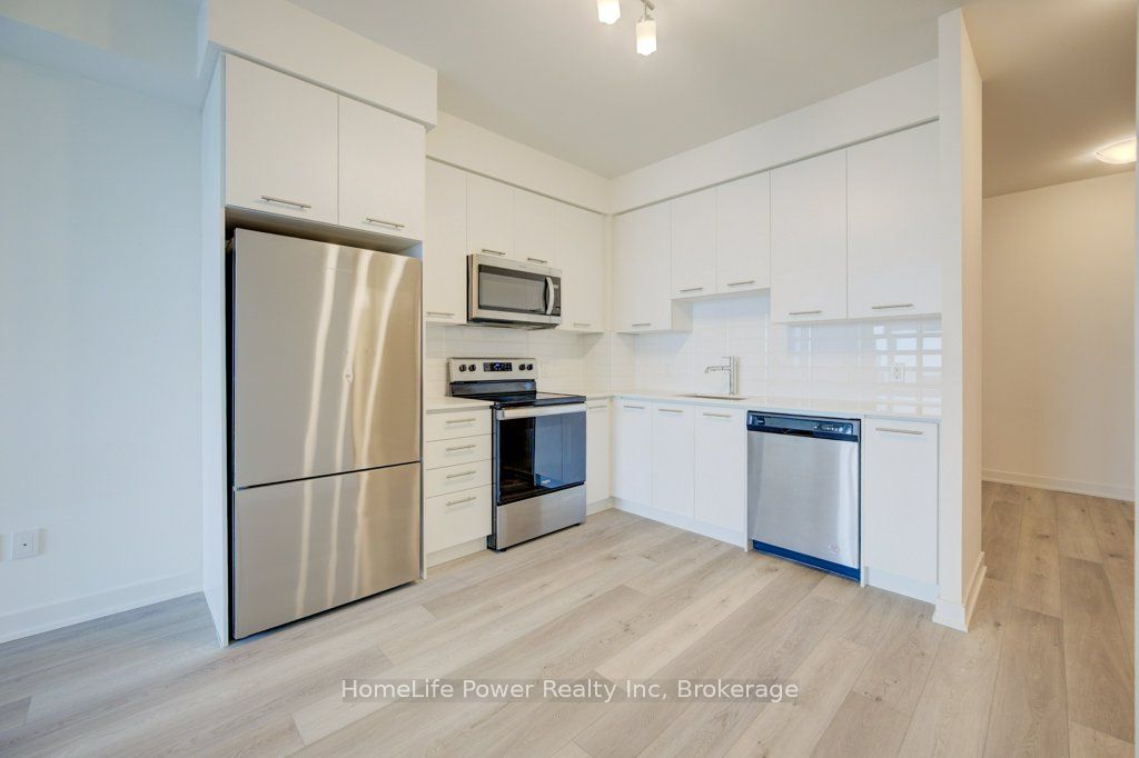 385 Winston Road 806 Property Photo 7