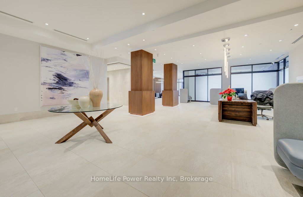 385 Winston Road 806 Property Photo 25