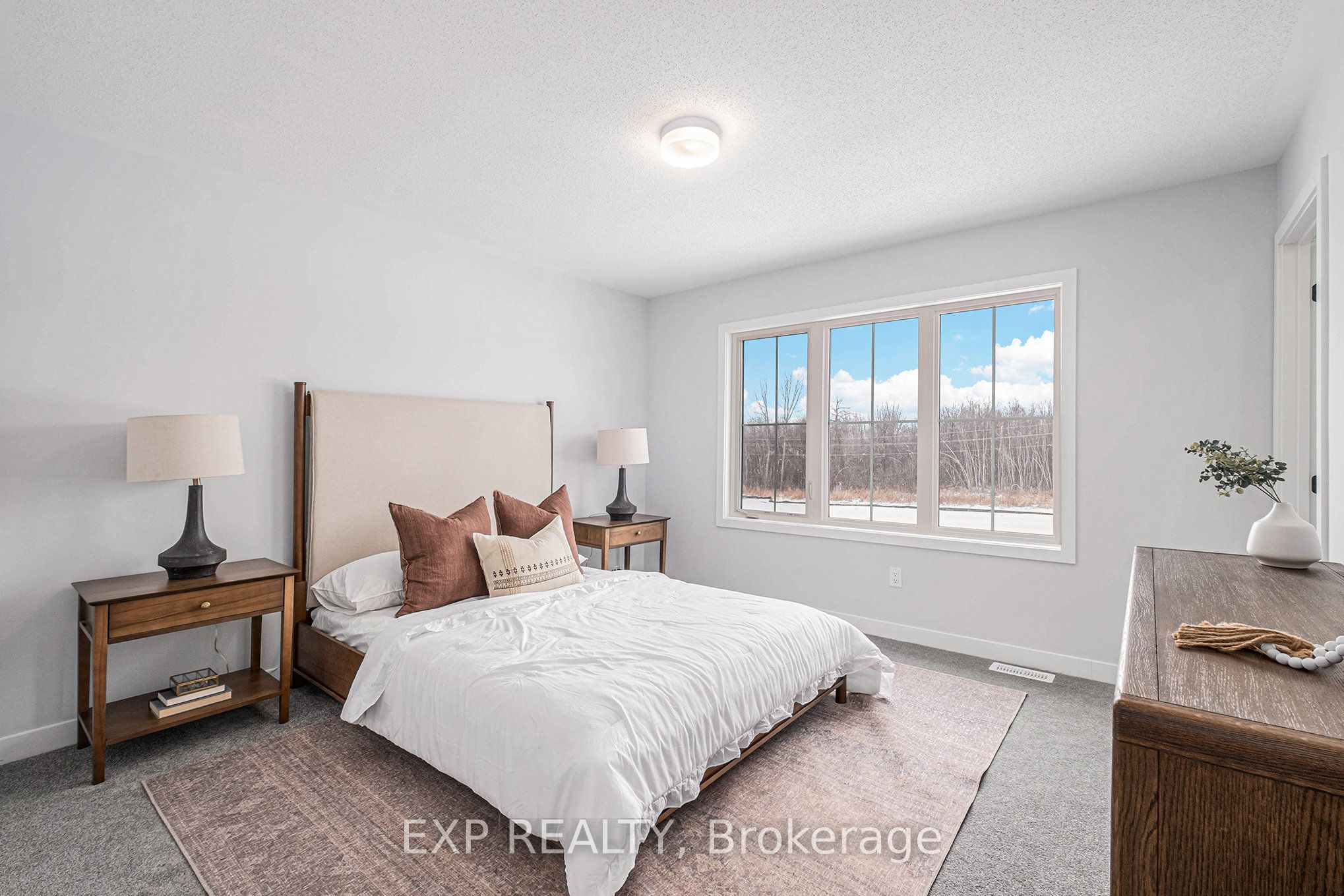 202 Douglas Hardie Street Property Photo 13