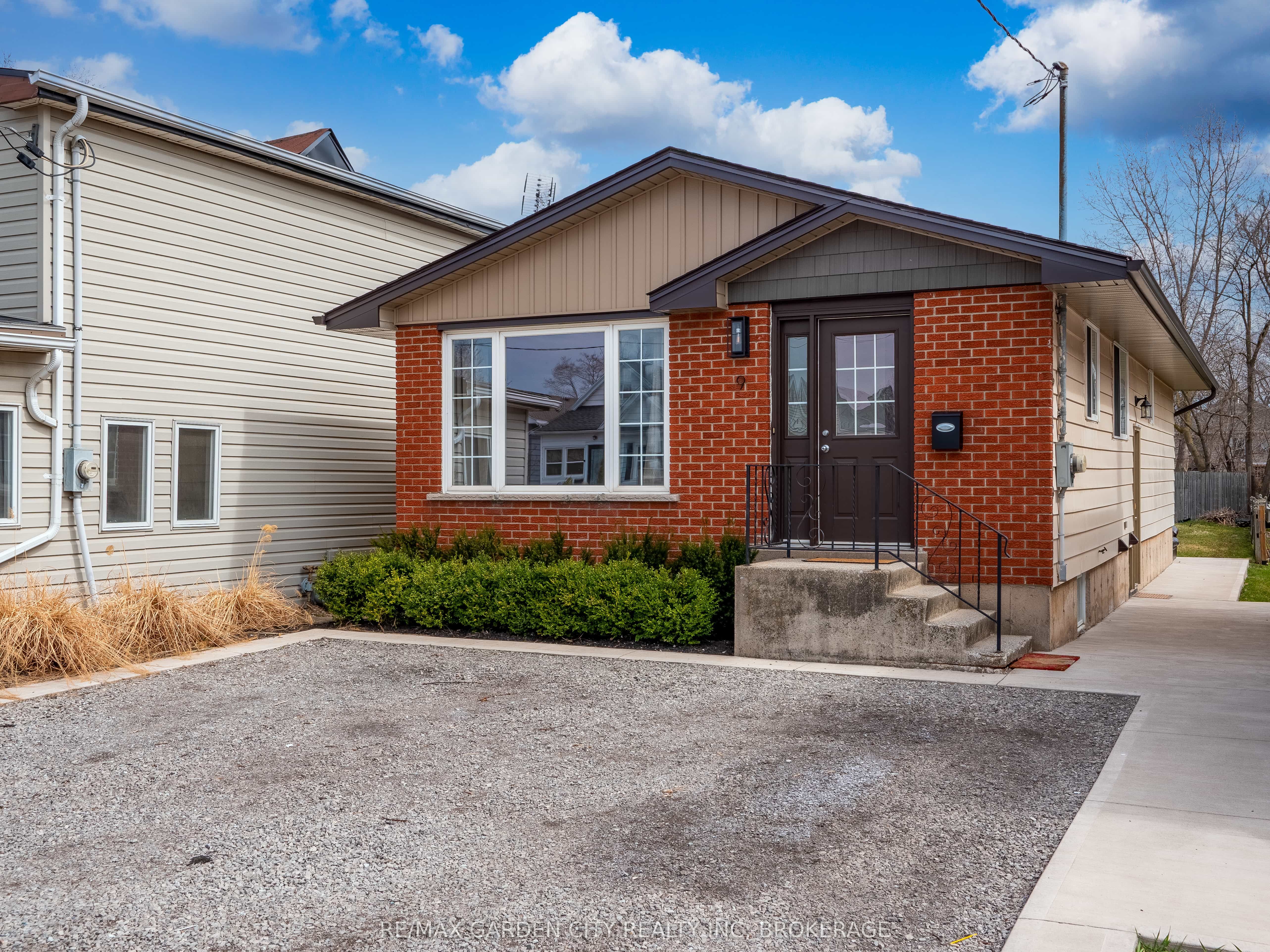 9 Churchill Street Property Photo 1