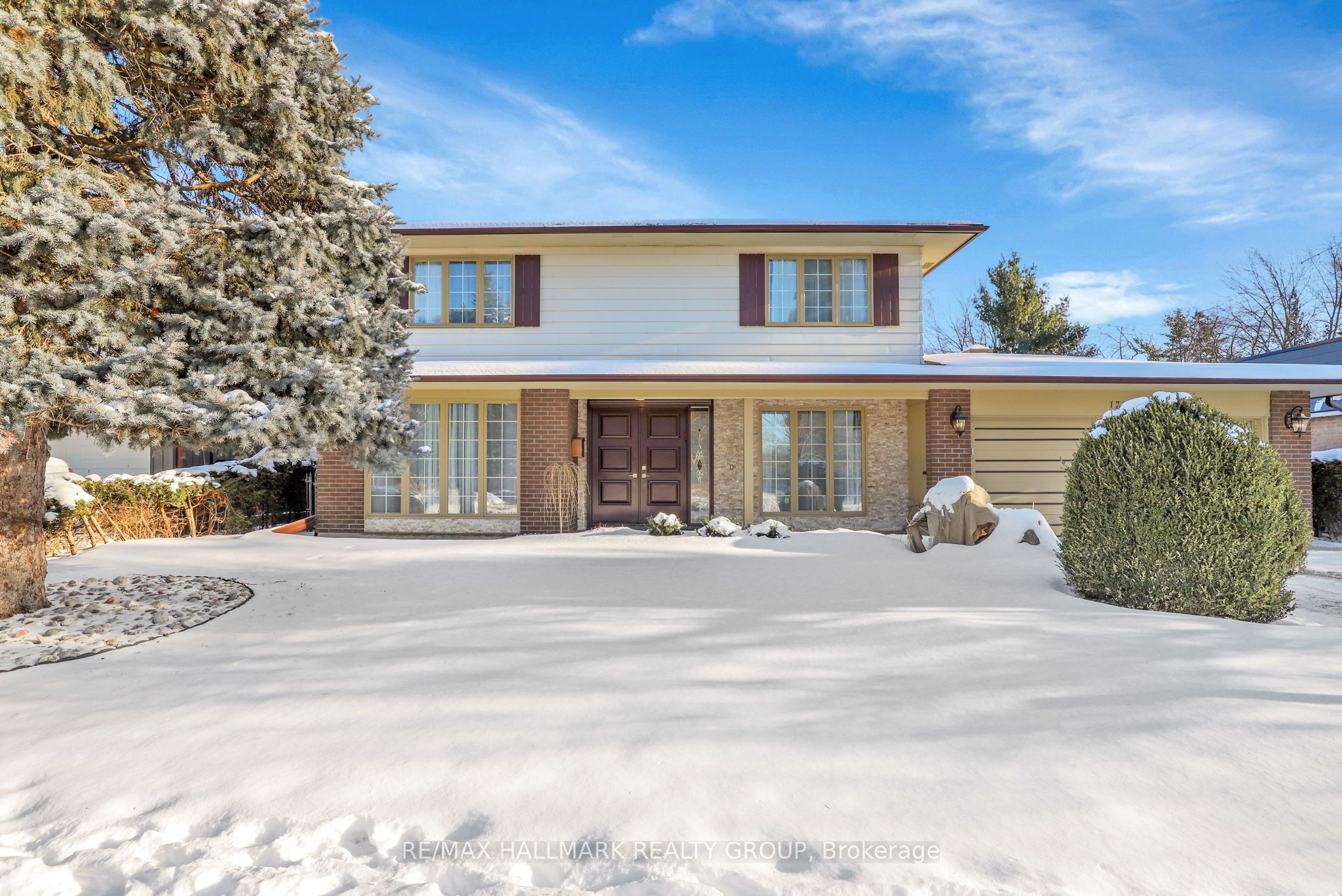 1712 Playfair Drive Property Photo