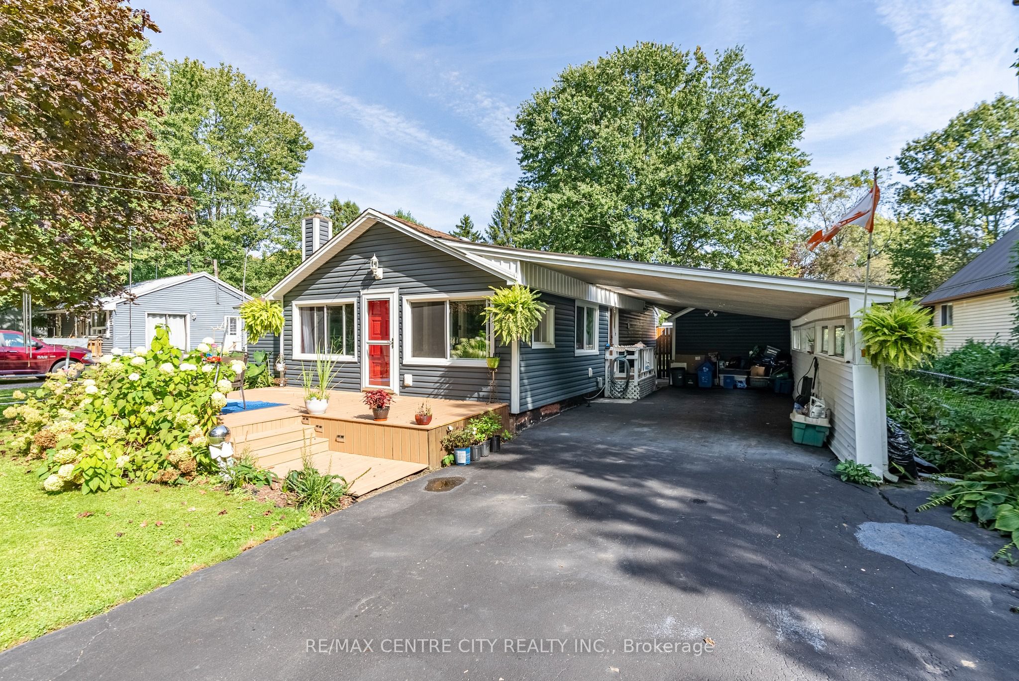 24 Addison Rd Property Photo