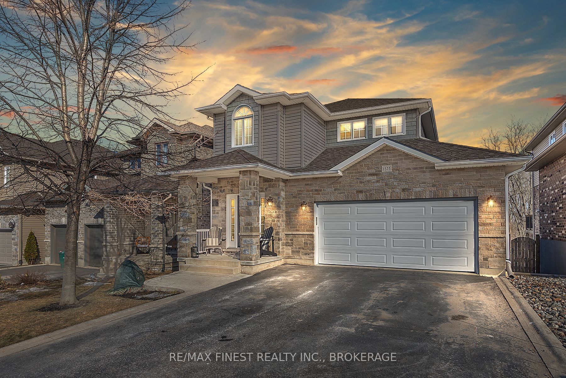 1378 Waterside Way Property Photo