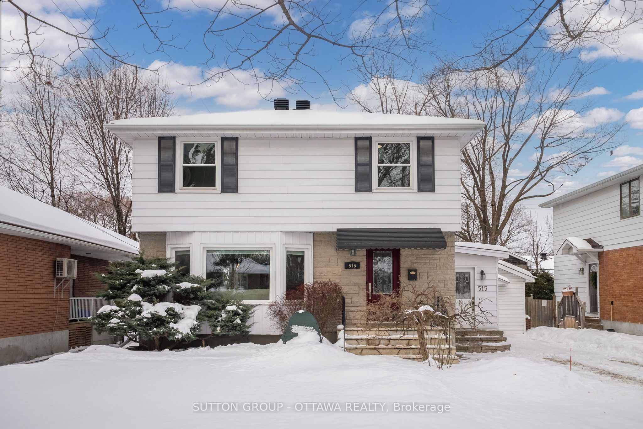 515 Bathurst Ave Property Photo