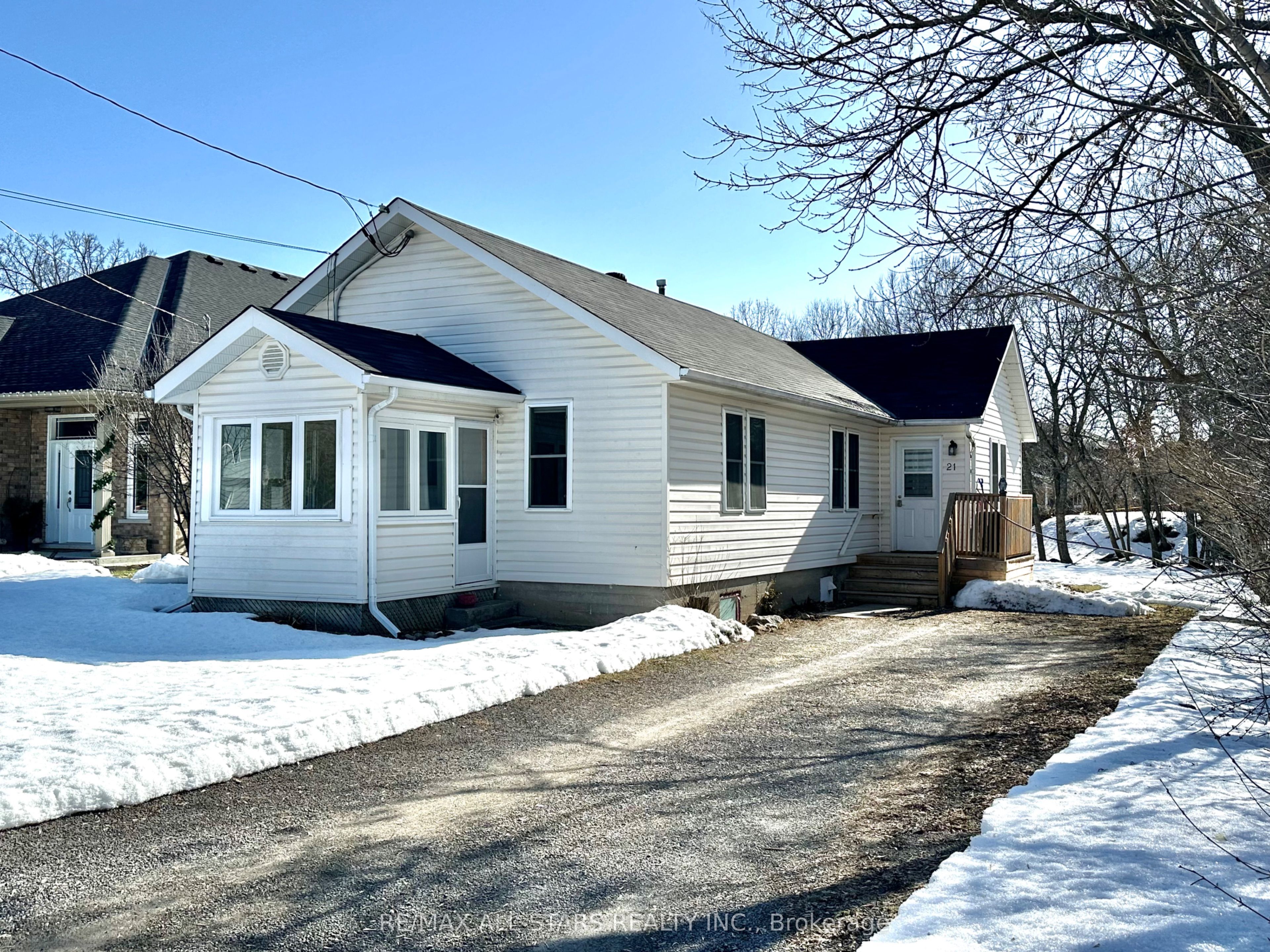 21 Helen Street Property Photo