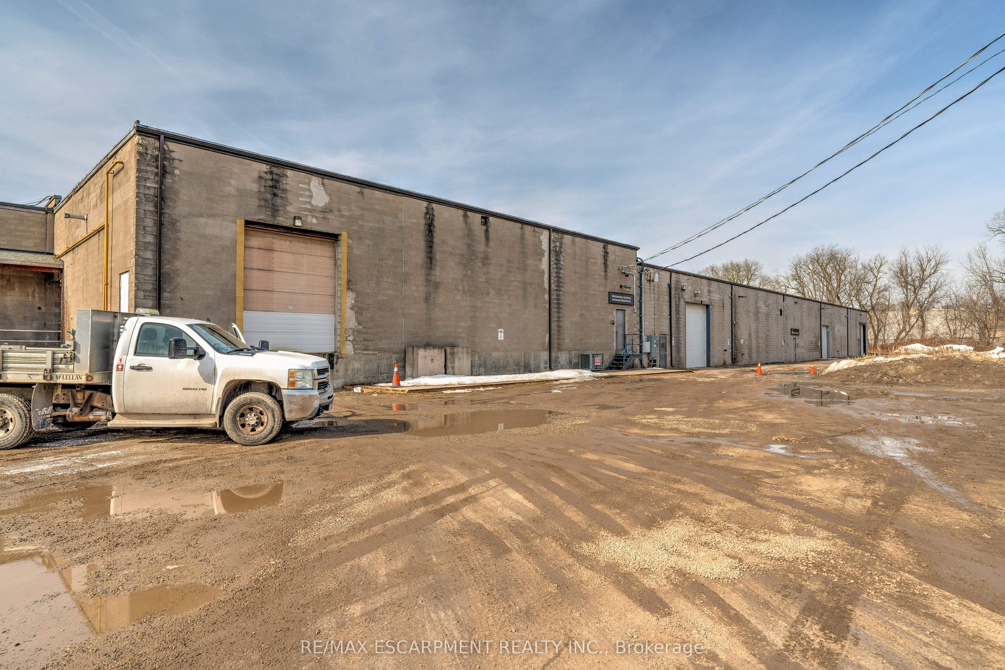 #31 - 111 Sherwood Drive Property Photo 1
