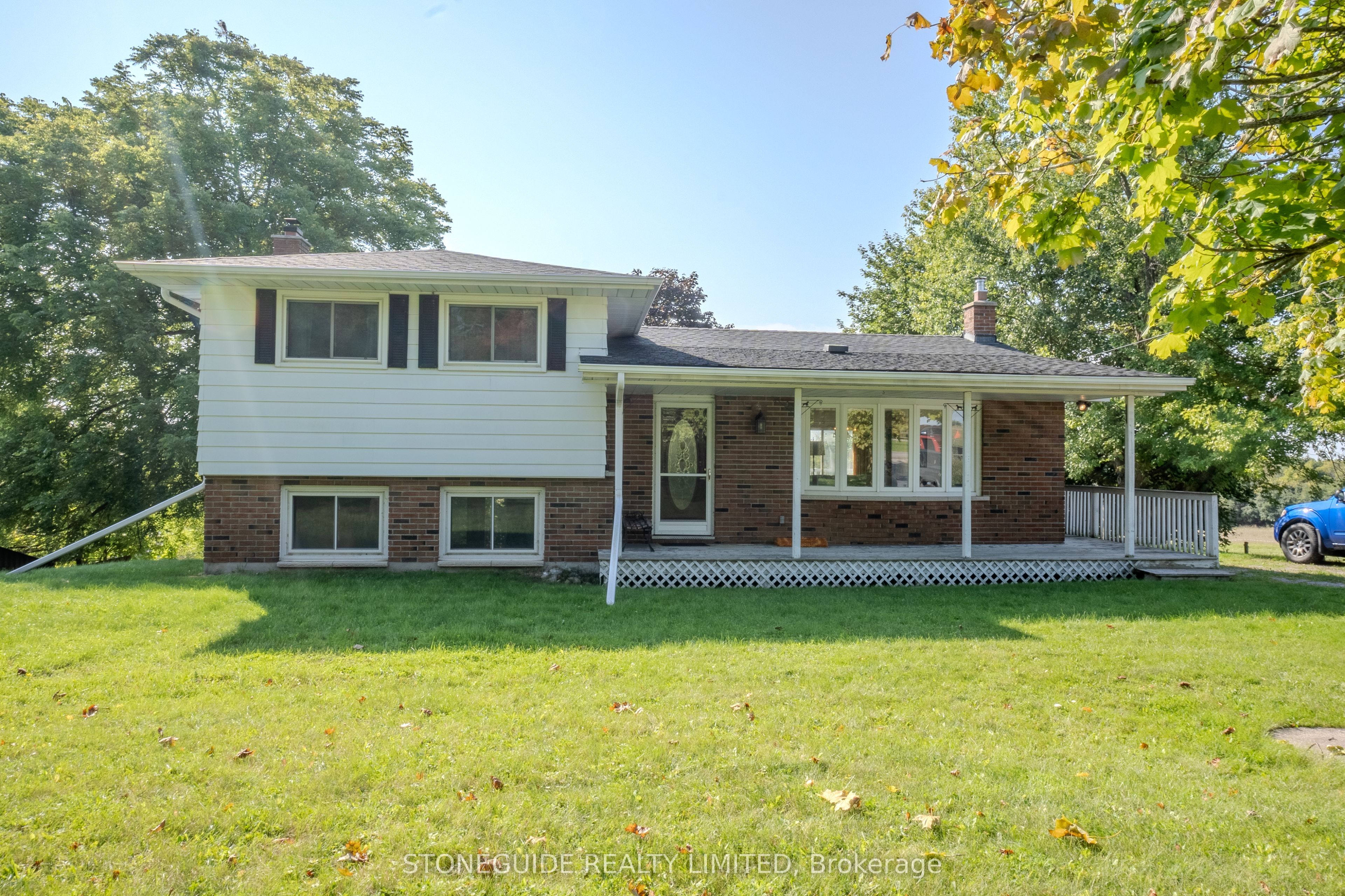527 Lily Lake Rd Property Photo