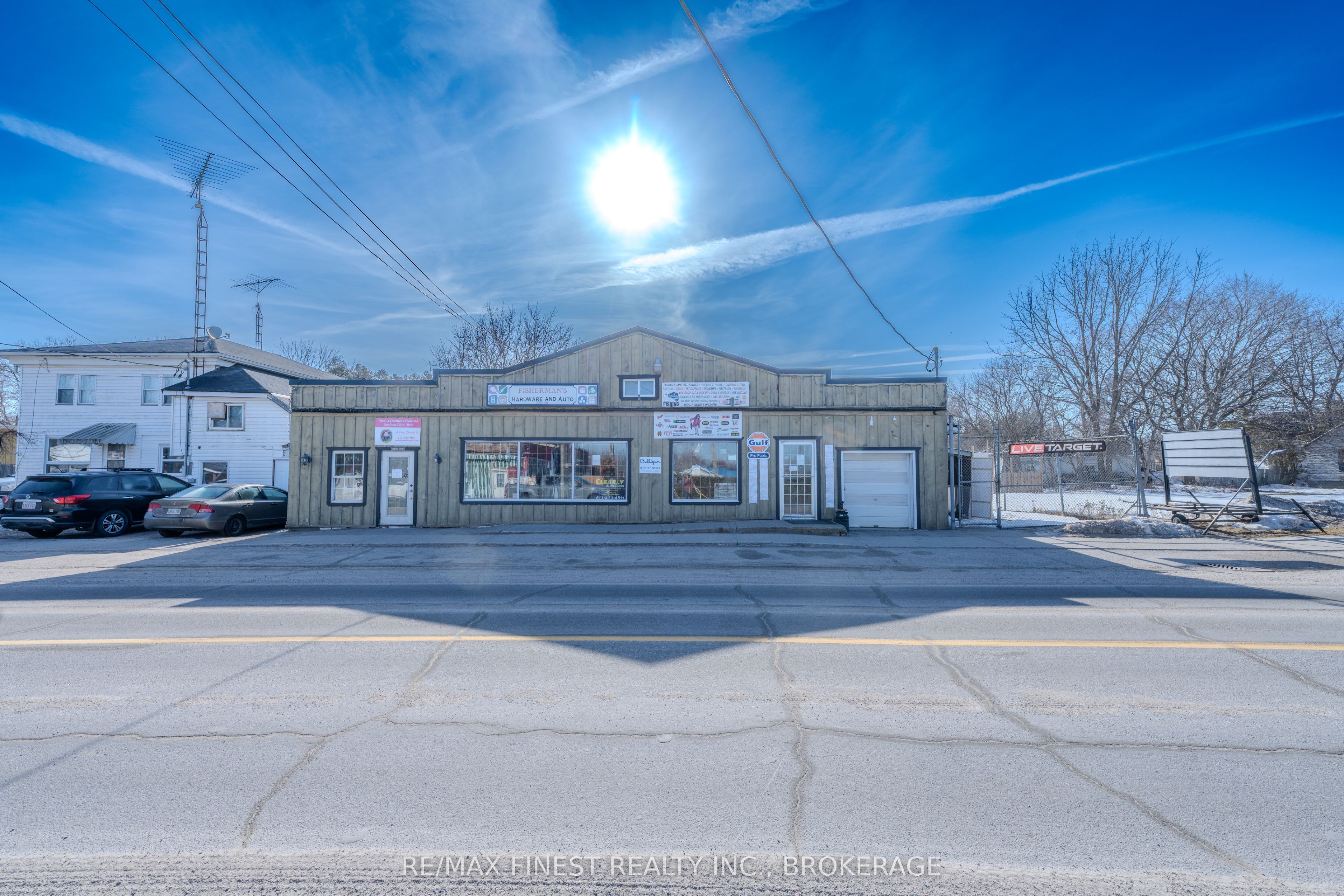139 Main Street Property Photo