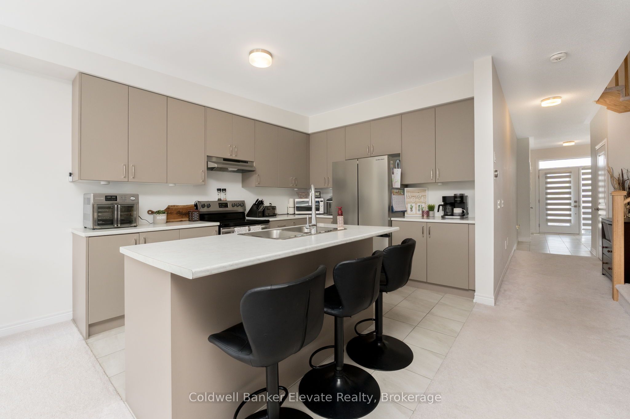 225 Farley Road Property Photo 8