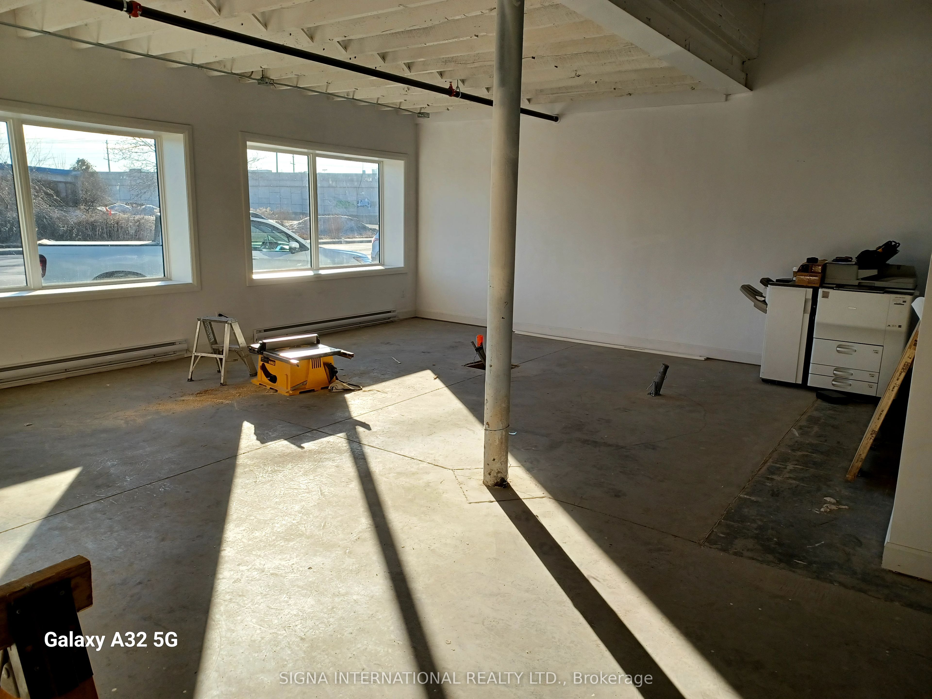 864 Clyde Avenue Property Photo 6