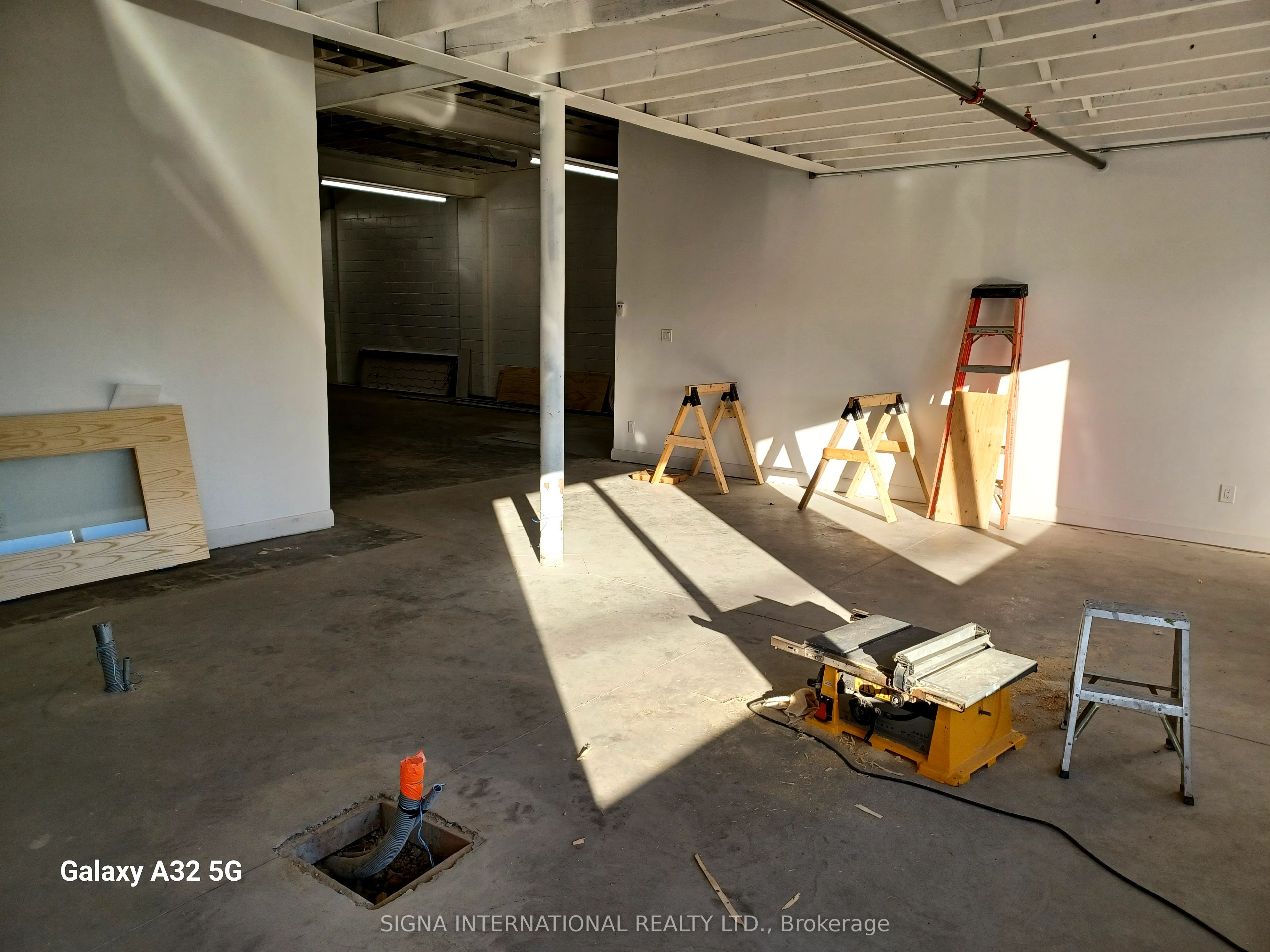 864 Clyde Avenue Property Photo 8