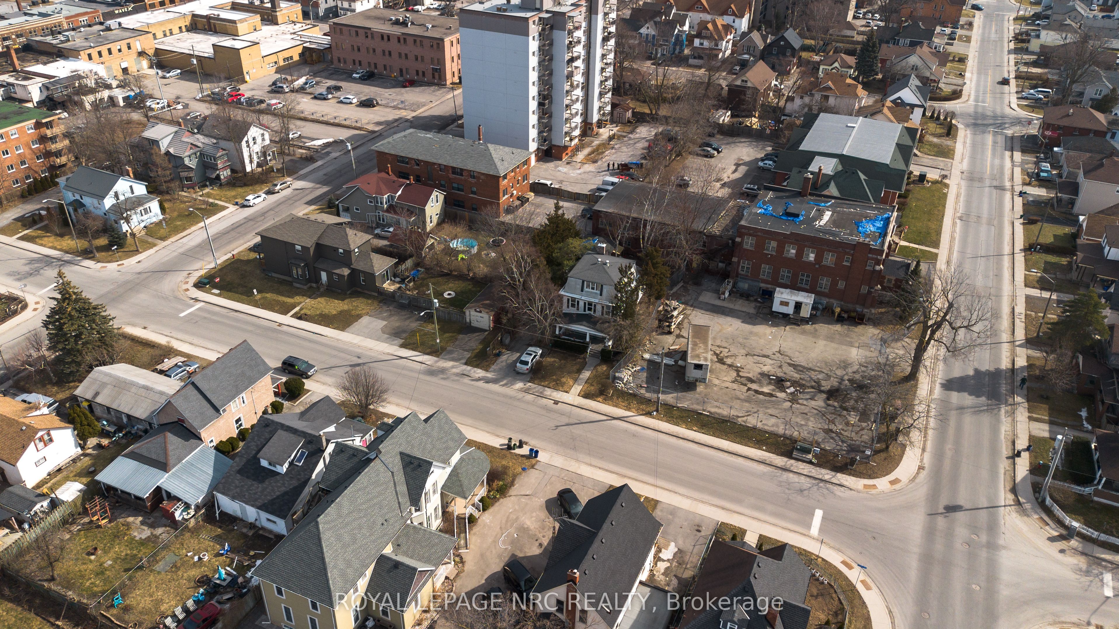 4768 Crysler Avenue Property Photo 12
