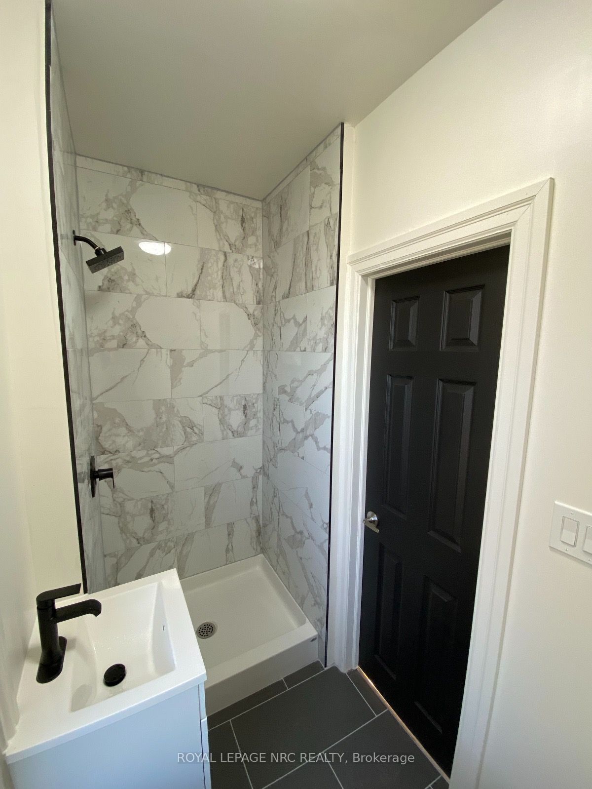 4768 Crysler Avenue Property Photo 20