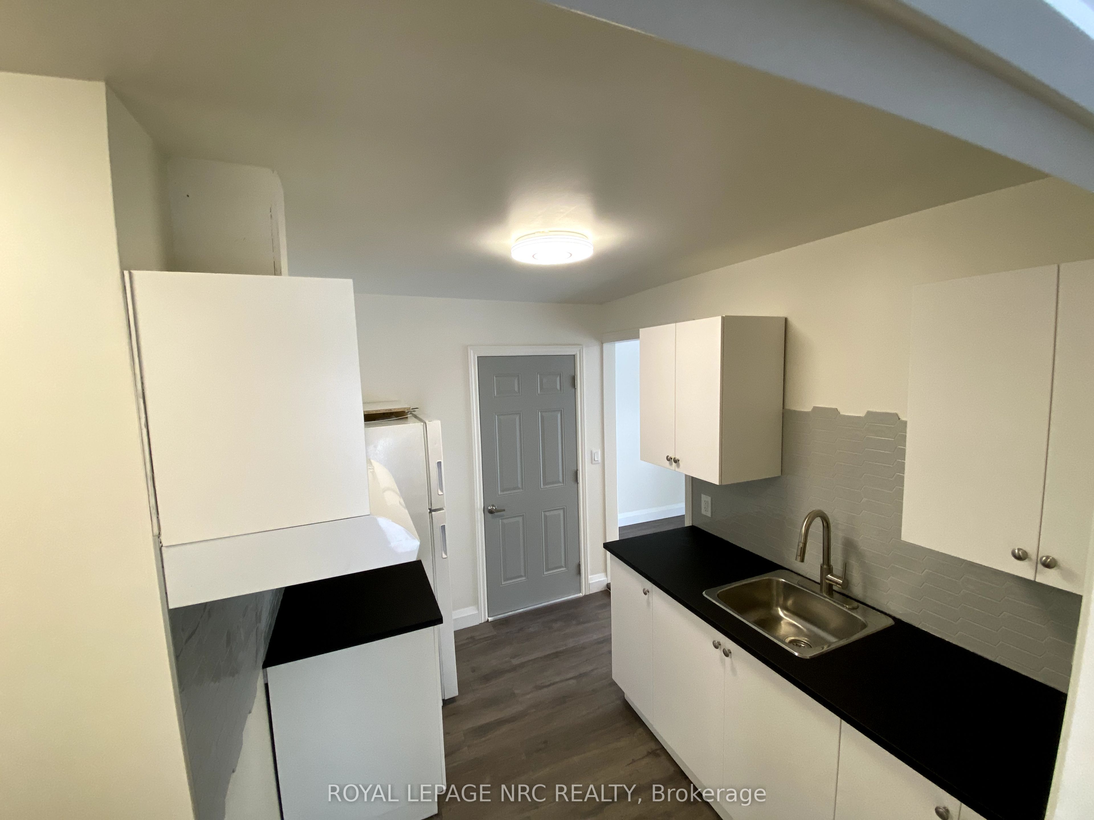 4768 Crysler Avenue Property Photo 27