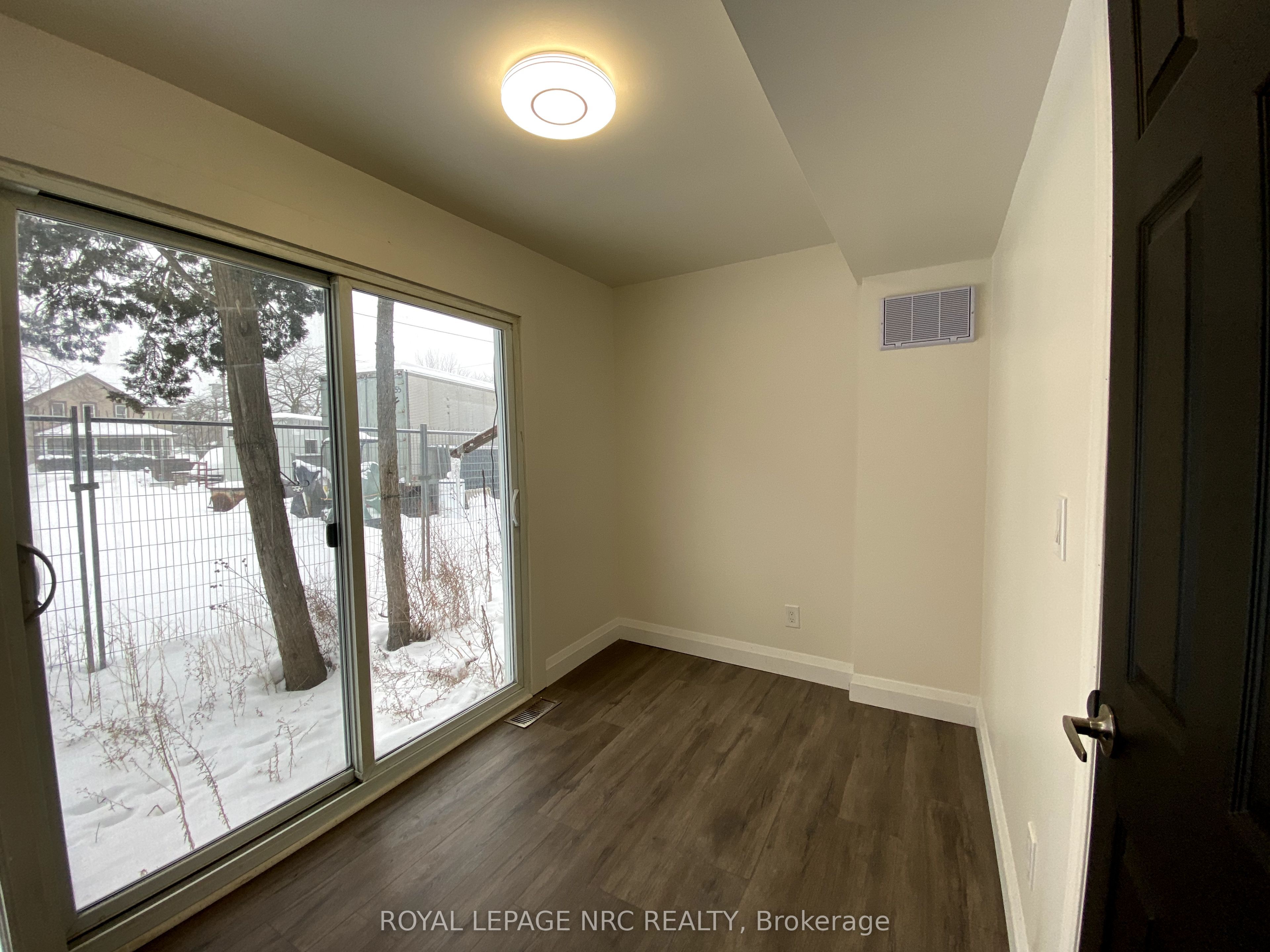 4768 Crysler Avenue Property Photo 29