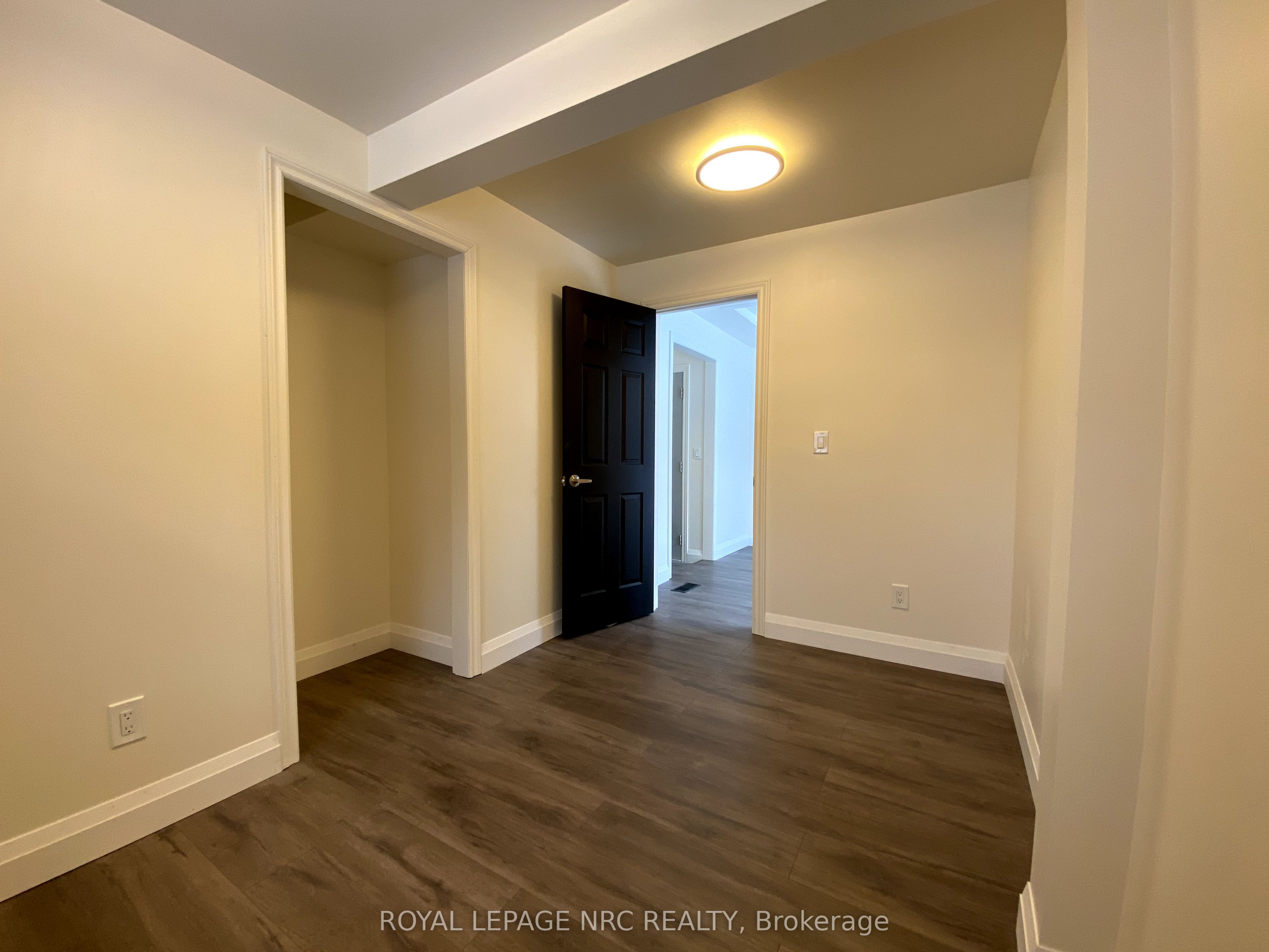 4768 Crysler Avenue Property Photo 34
