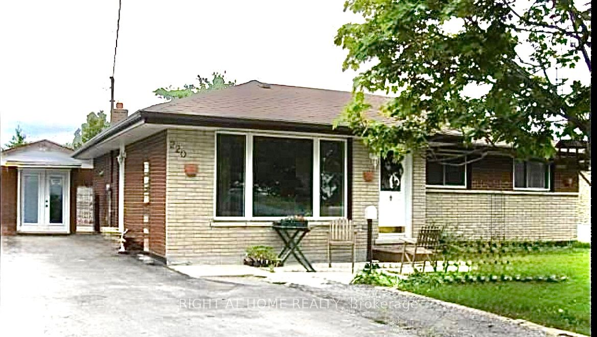 220 King Street Property Photo