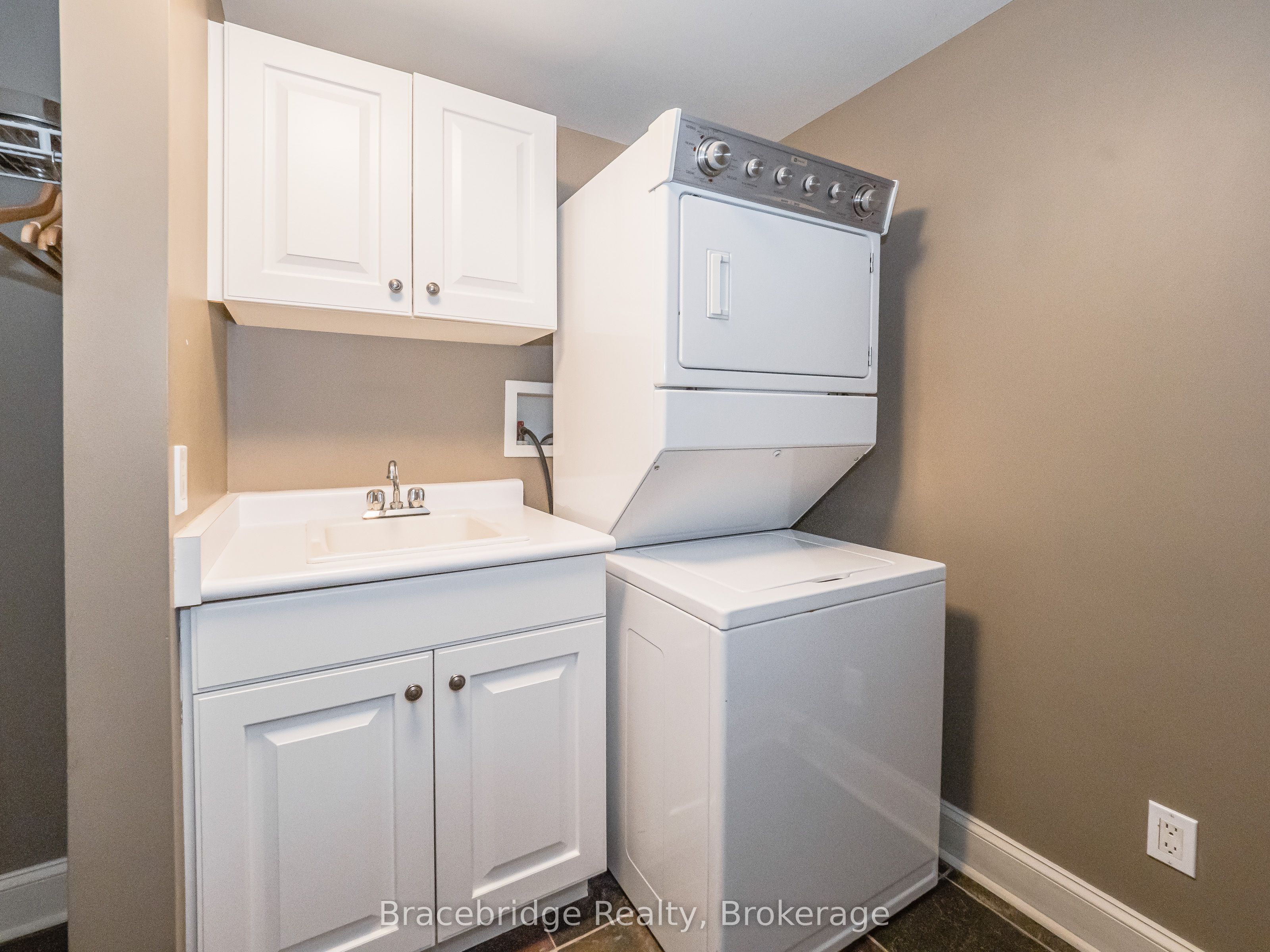 3876 Muskoka Rd Hwy 118 N/a W Sandfield 8 W4 Property Photo 16