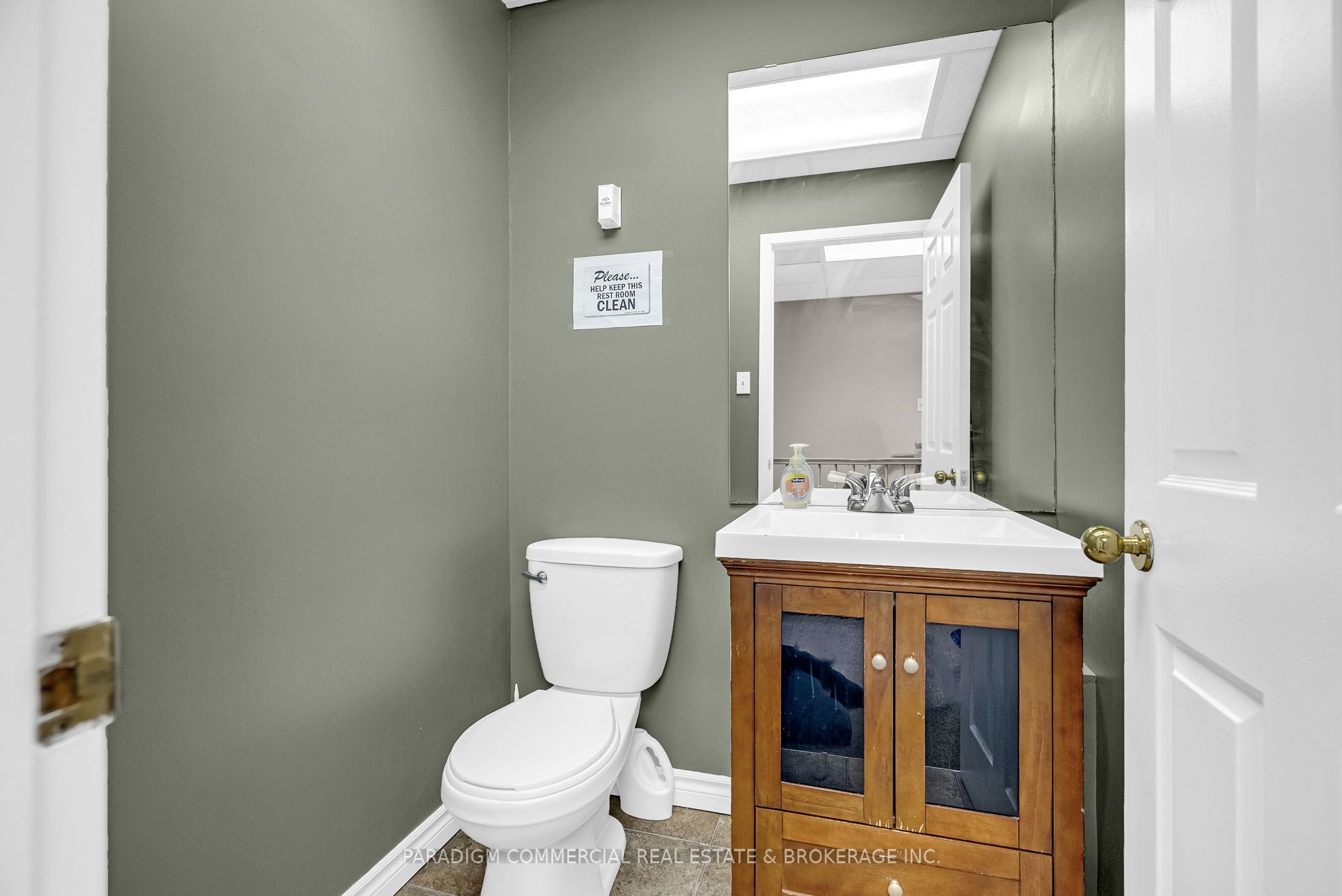 22 Antares Dr Property Photo 24