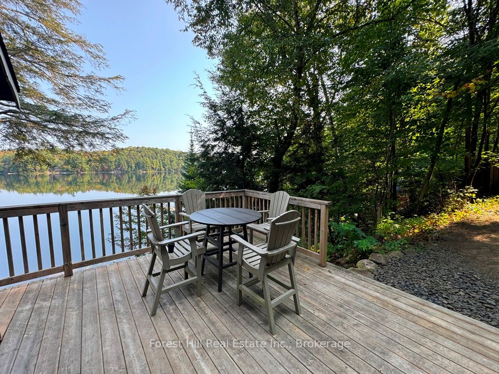 1023 Twilight Close Lane W Property Photo 8