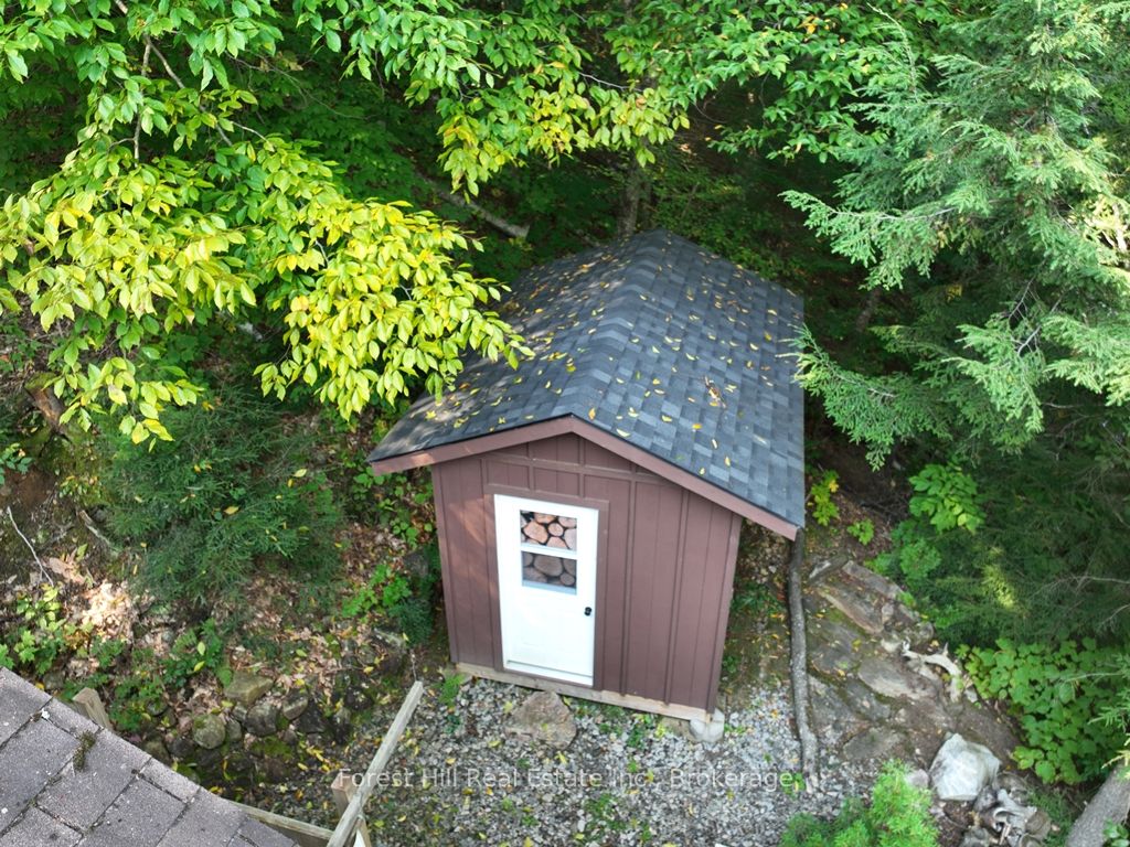 1023 Twilight Close Lane W Property Photo 36