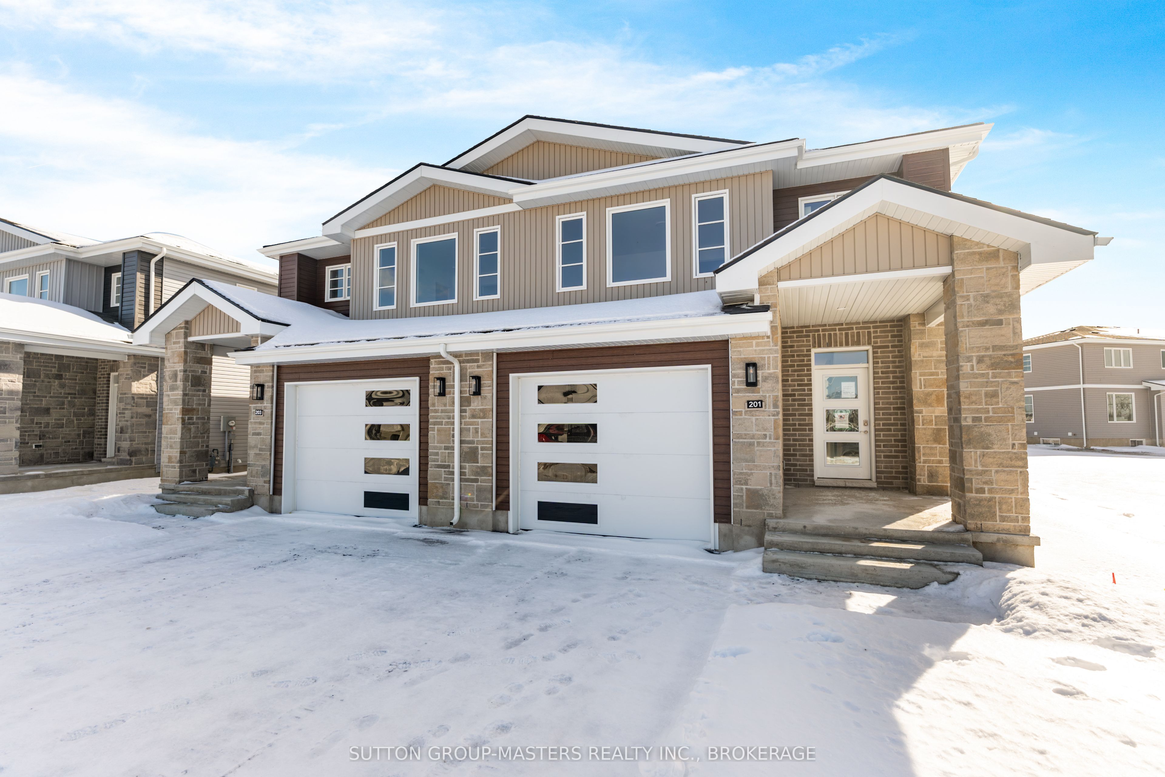 201 Superior Drive Property Photo