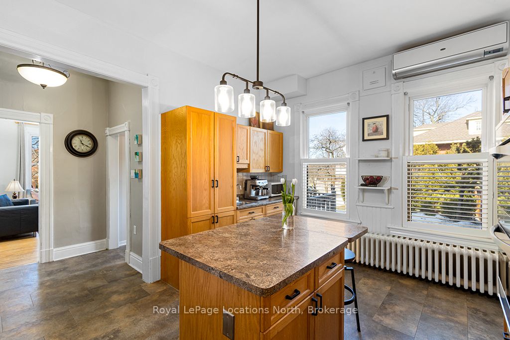 72 Colborne St Property Photo 14
