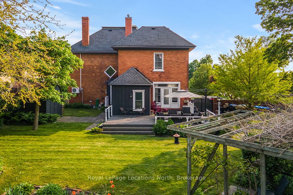 72 Colborne St Property Photo 44