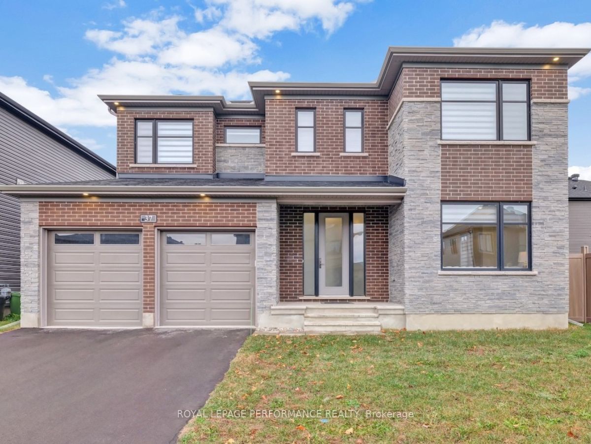 37 JETTY Drive Property Photo 1