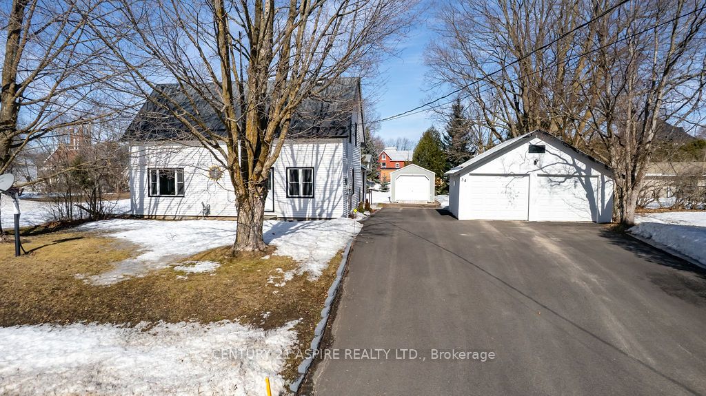 34 Elliott Street Property Photo