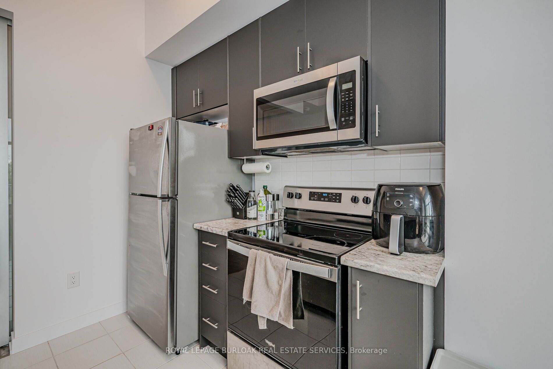 460 Dundas Street E 319 Property Photo 14