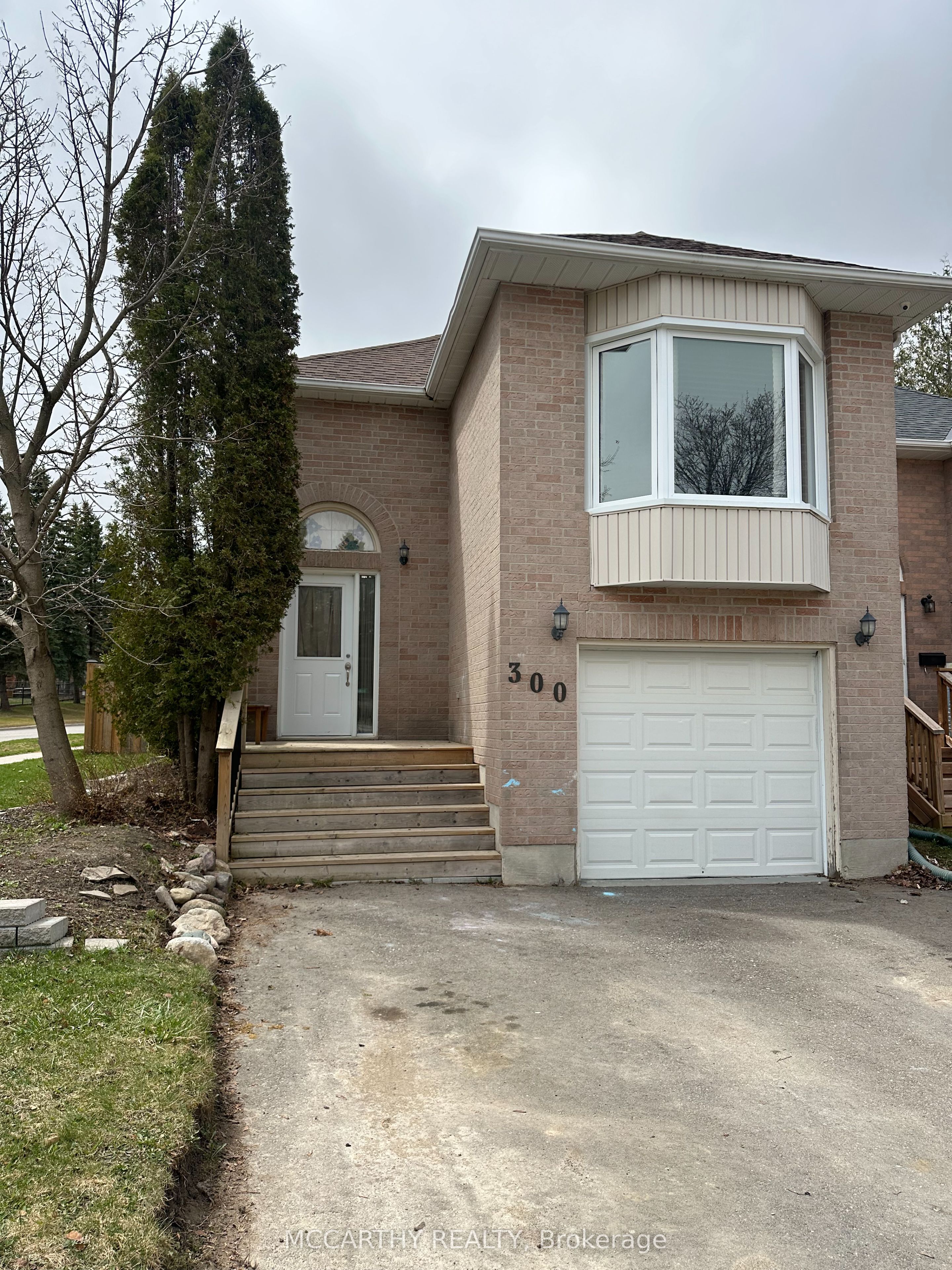 300 Shelburne Place Property Photo