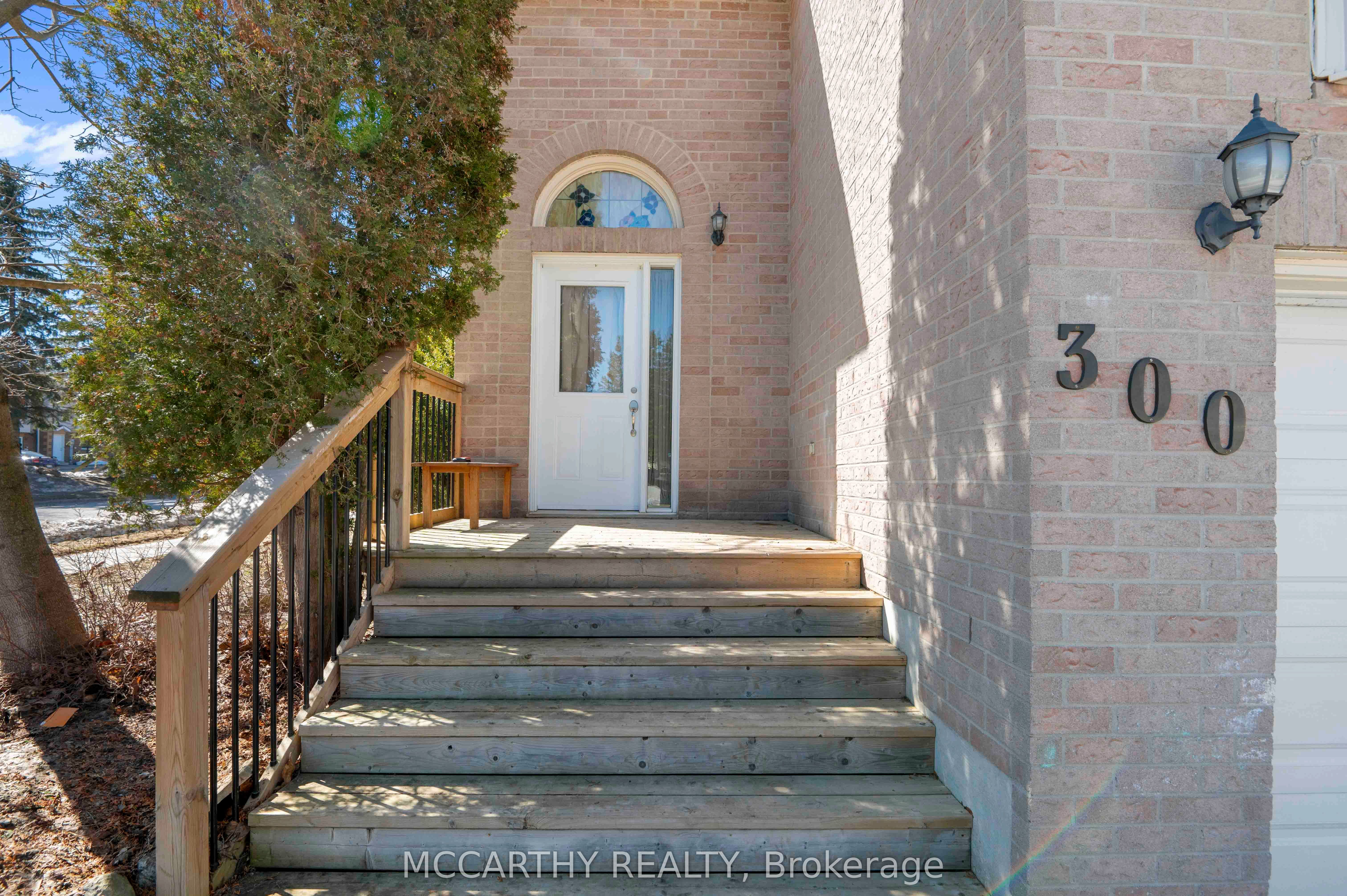 300 Shelburne Place Property Photo 3