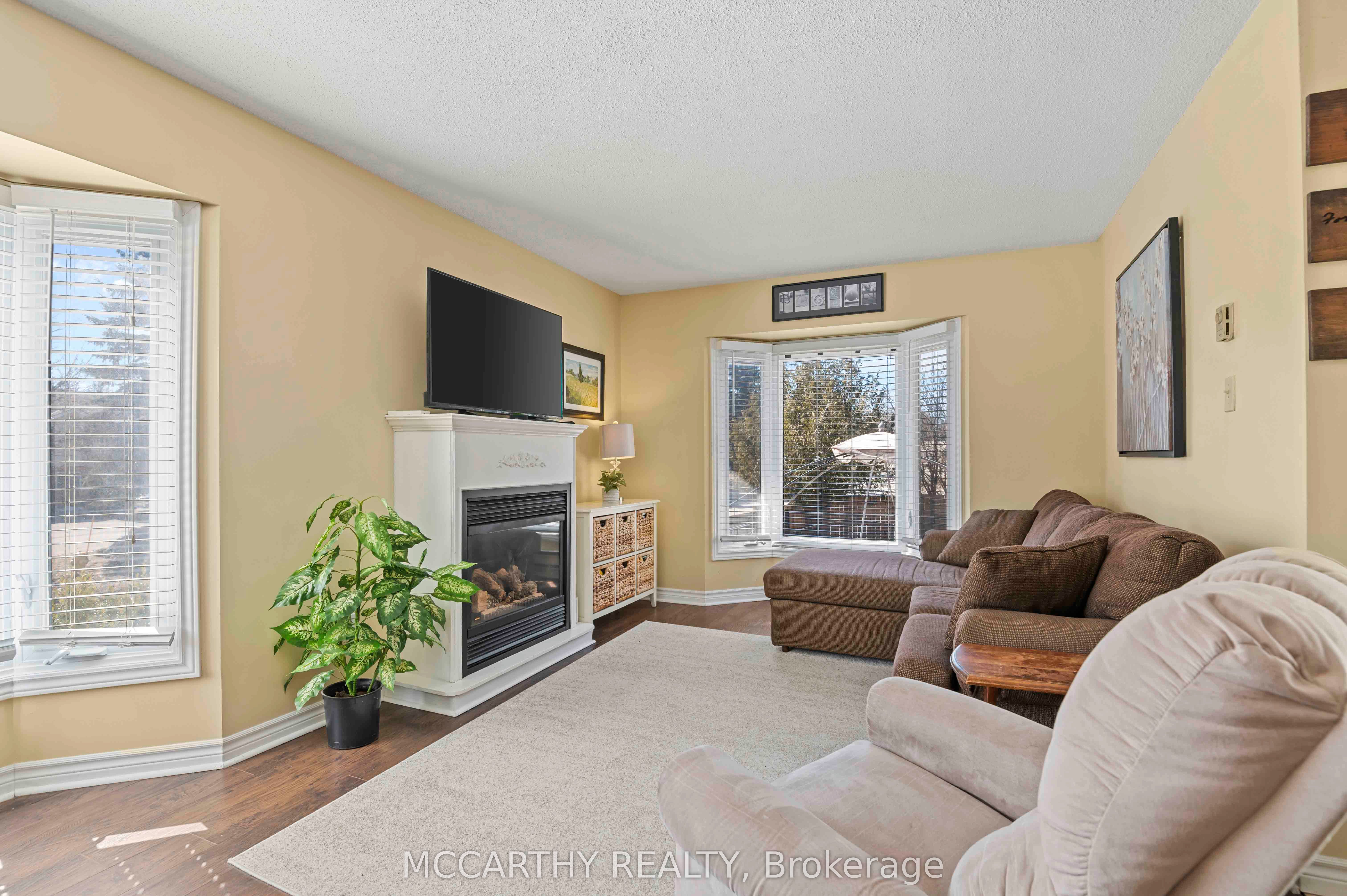 300 Shelburne Place Property Photo 11