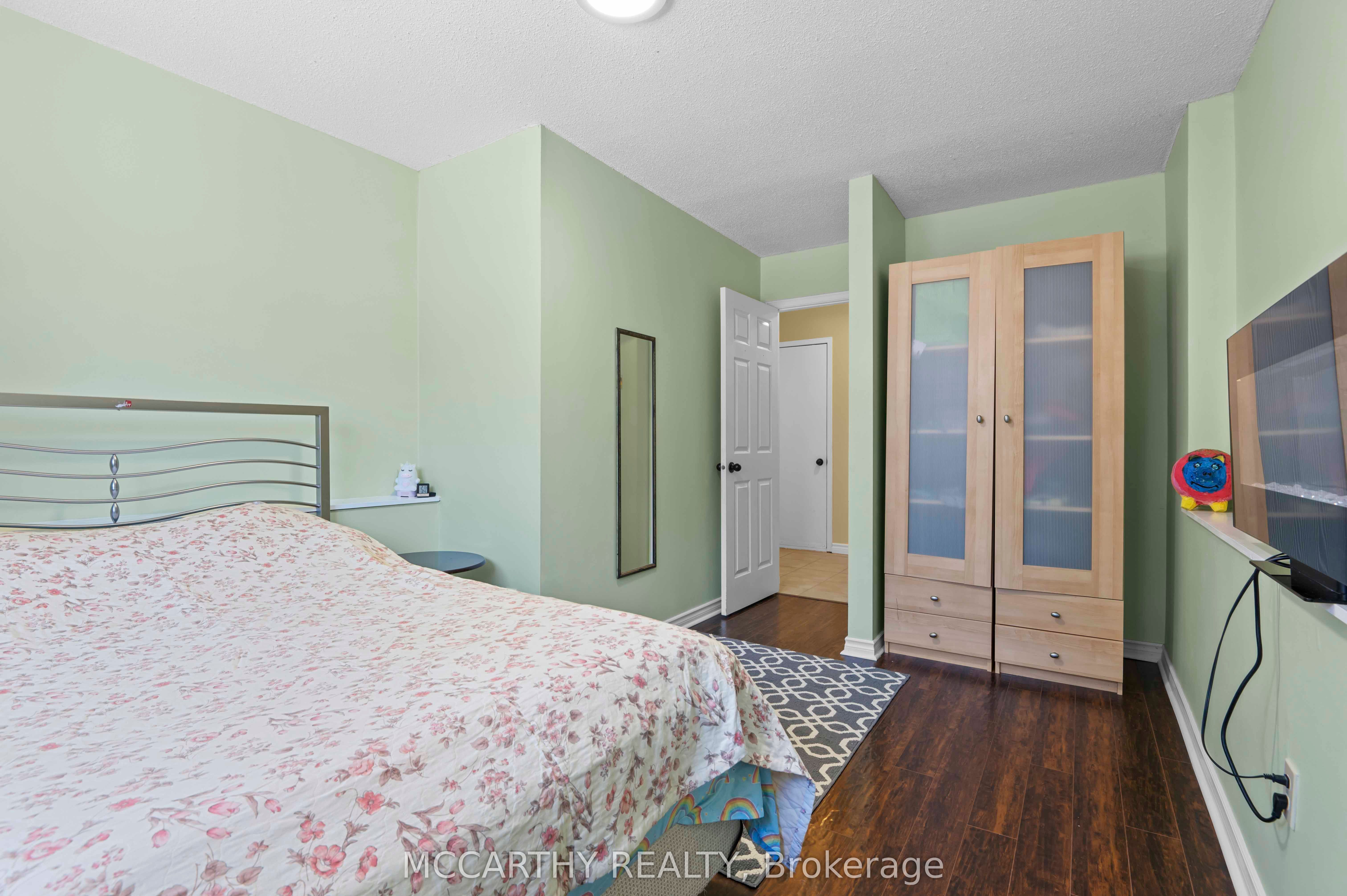 300 Shelburne Place Property Photo 31