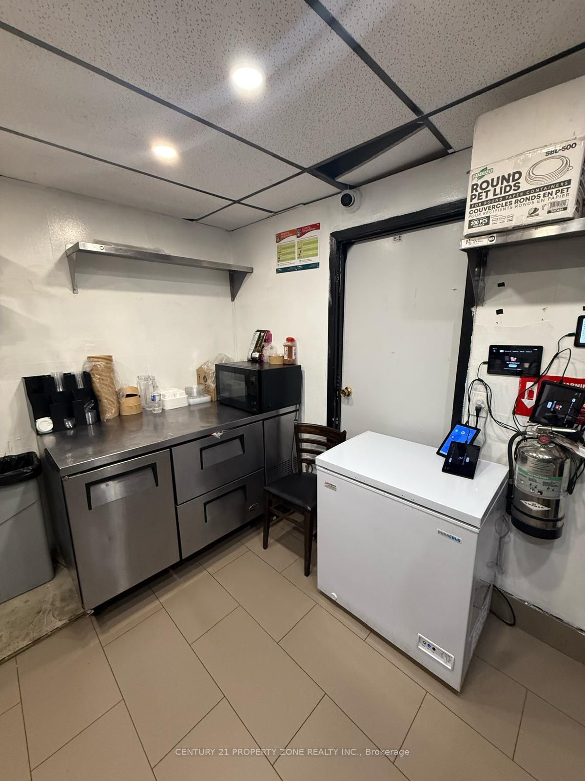 4138 Bridge Street Property Photo 11