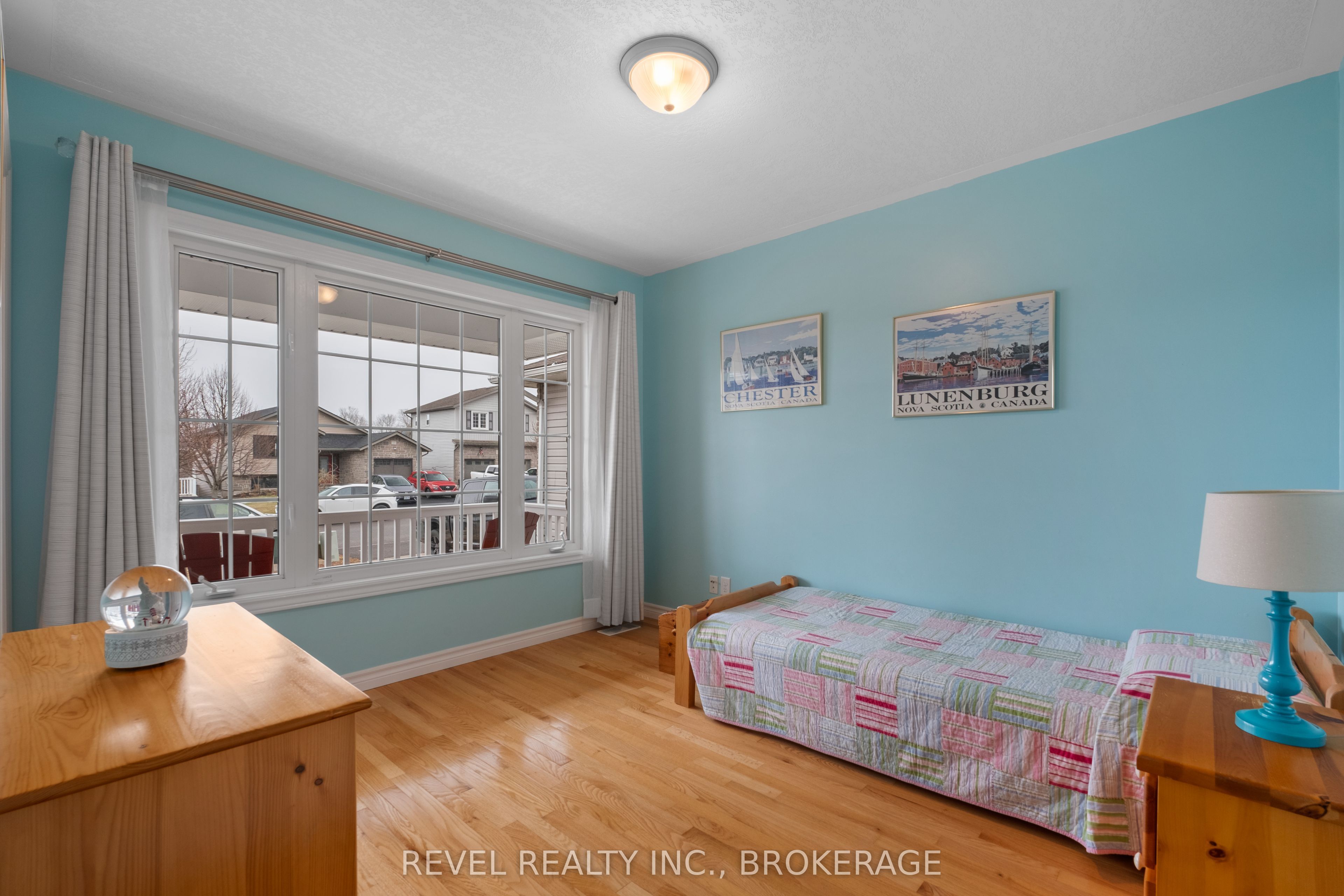 133 Islandview Drive Property Photo 5