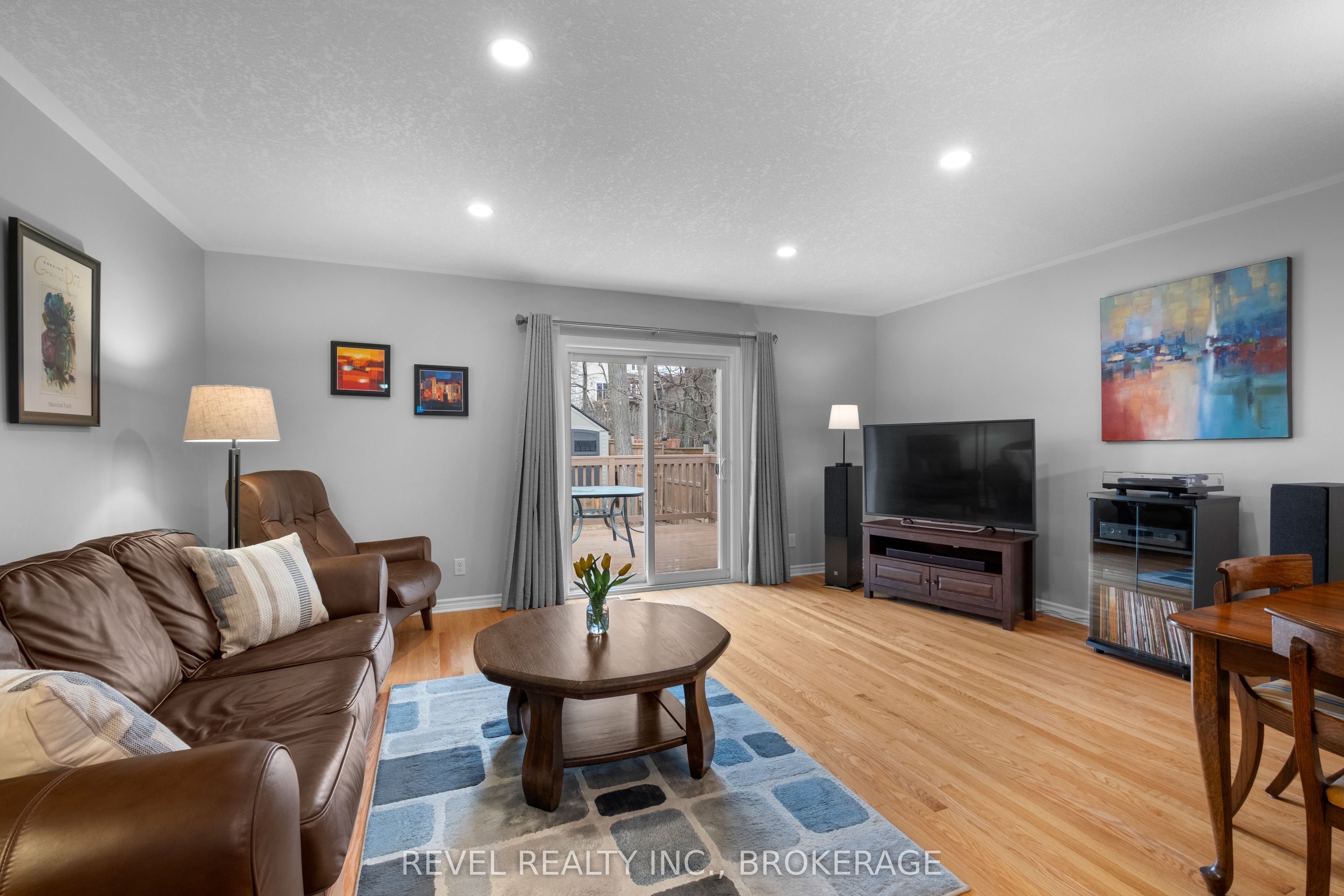 133 Islandview Drive Property Photo 13