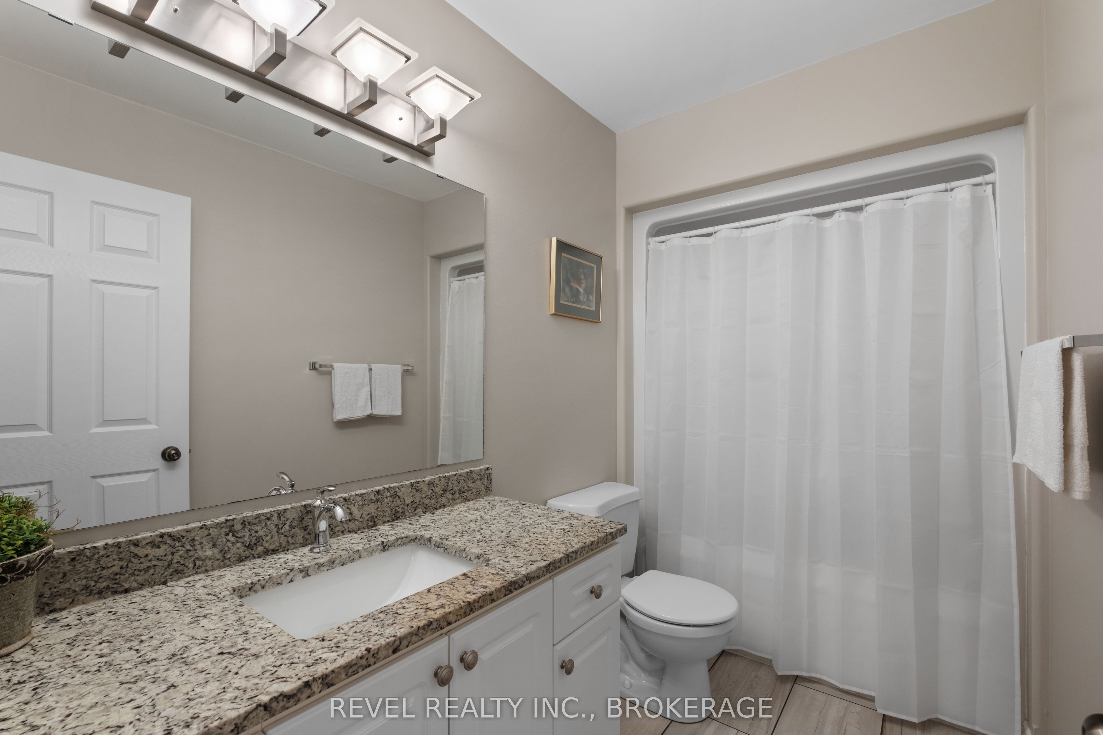 133 Islandview Drive Property Photo 16