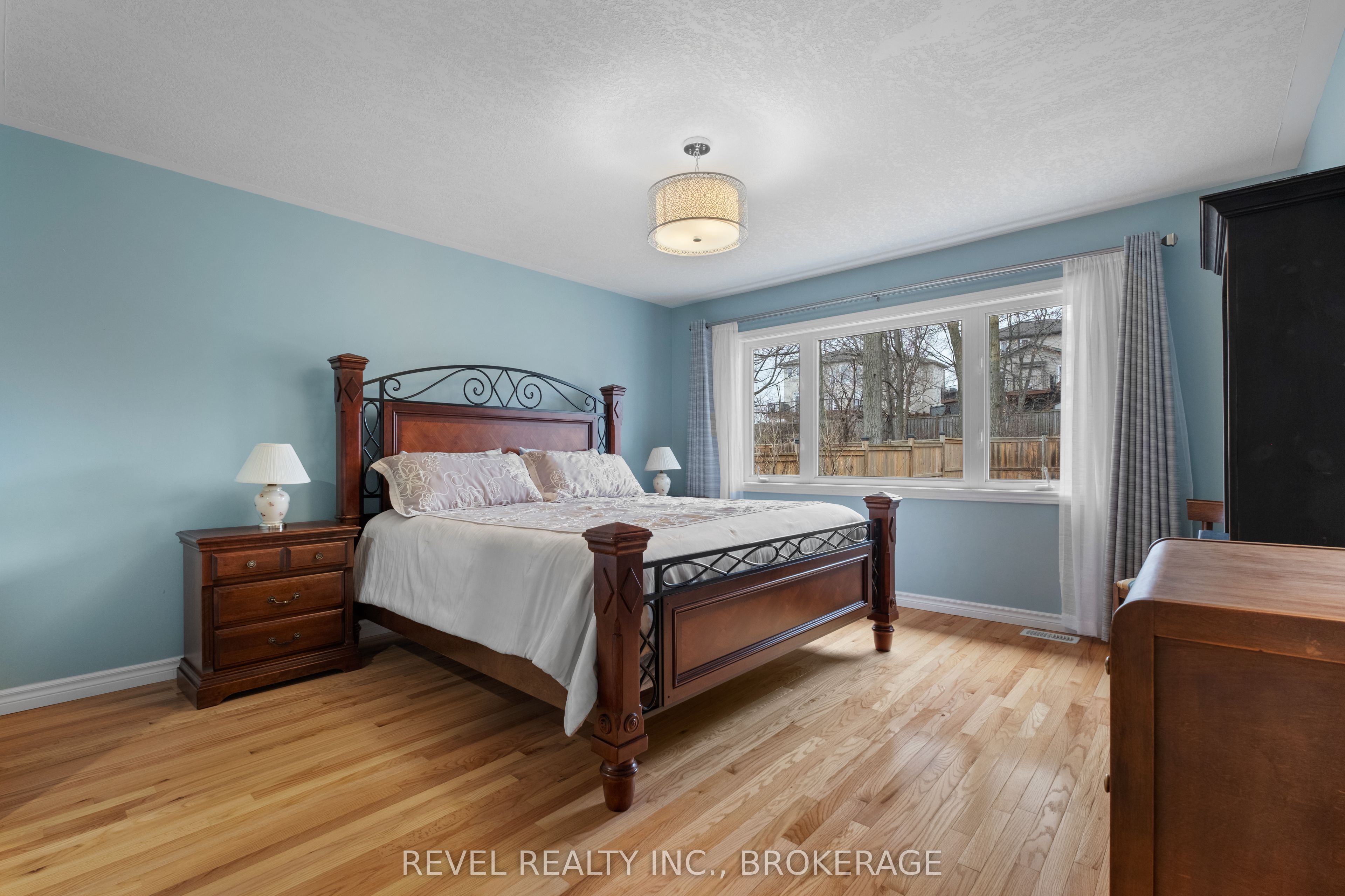 133 Islandview Drive Property Photo 17