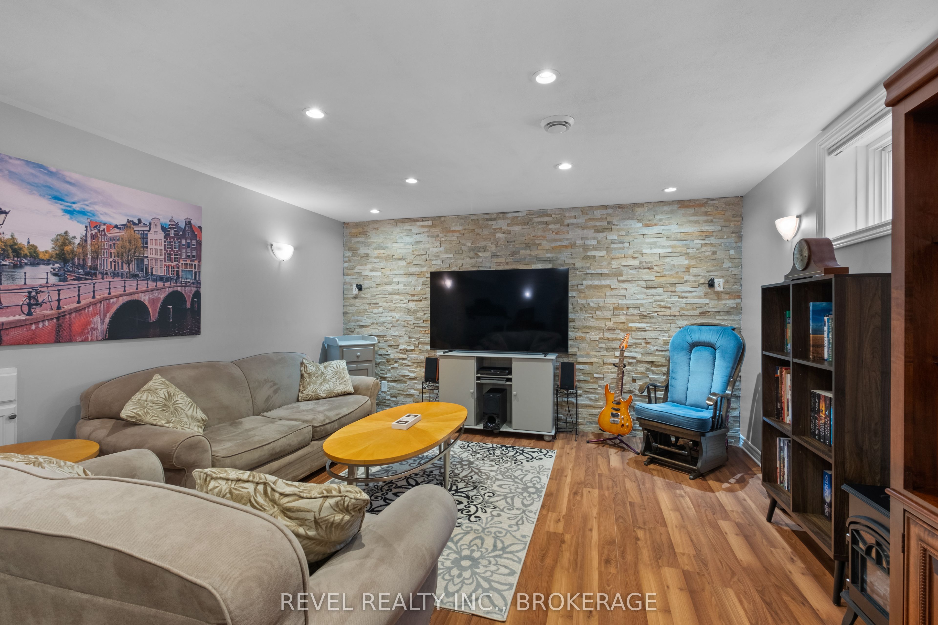 133 Islandview Drive Property Photo 22