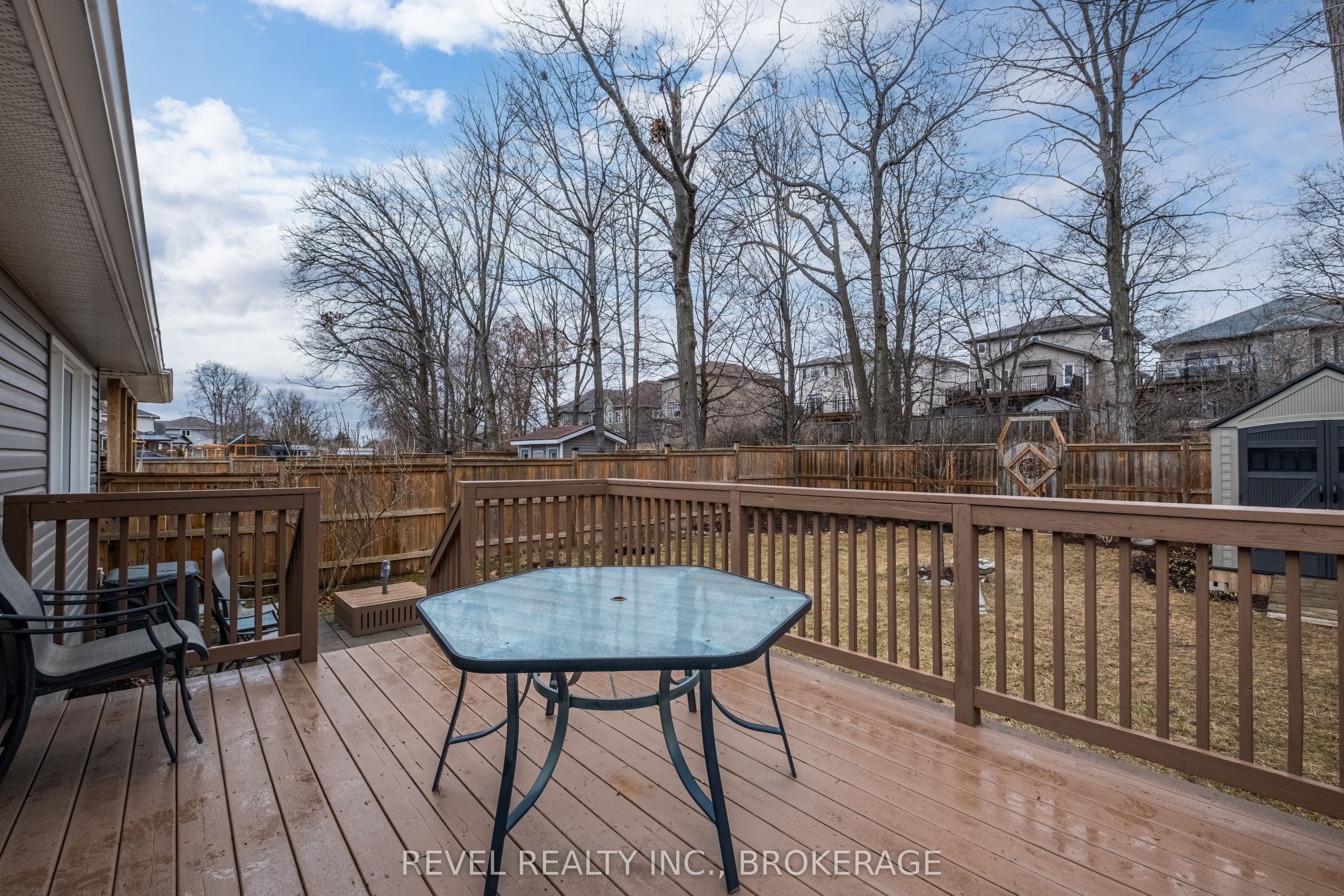 133 Islandview Drive Property Photo 29