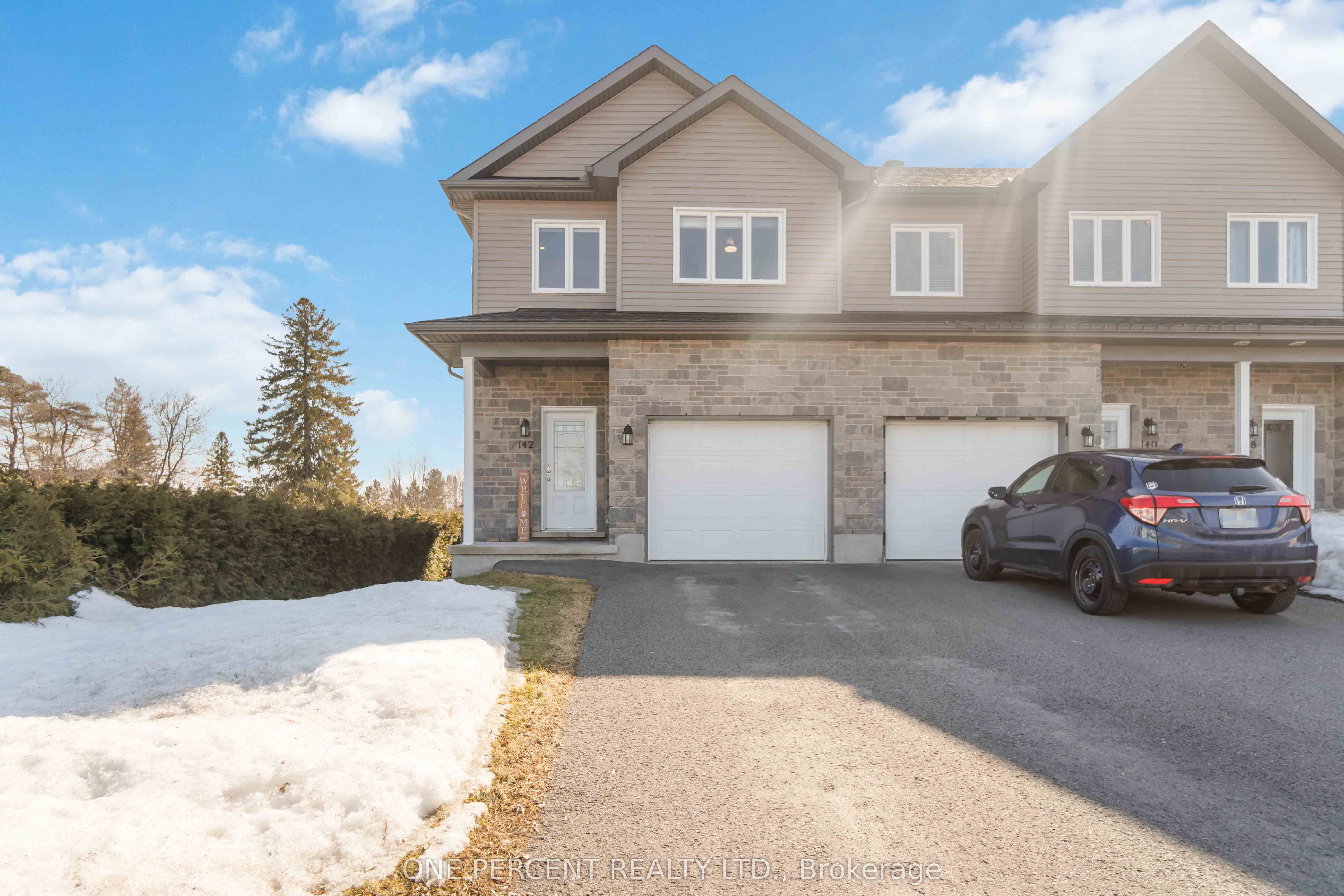 142 Herbert Street Property Photo